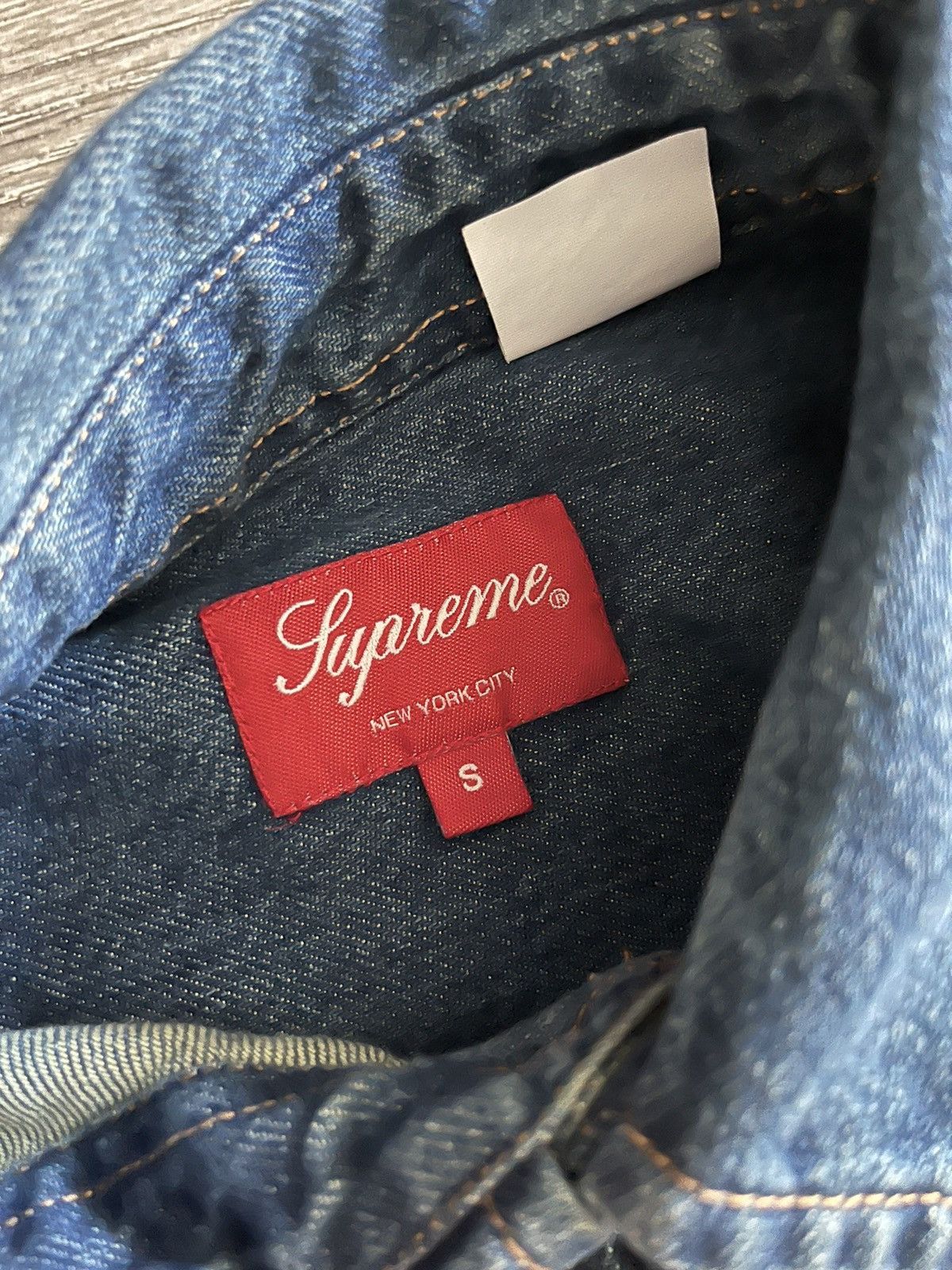 Supreme Supreme Denim Button Up Shirt Size US S / EU 44-46 / 1 - 3 Thumbnail