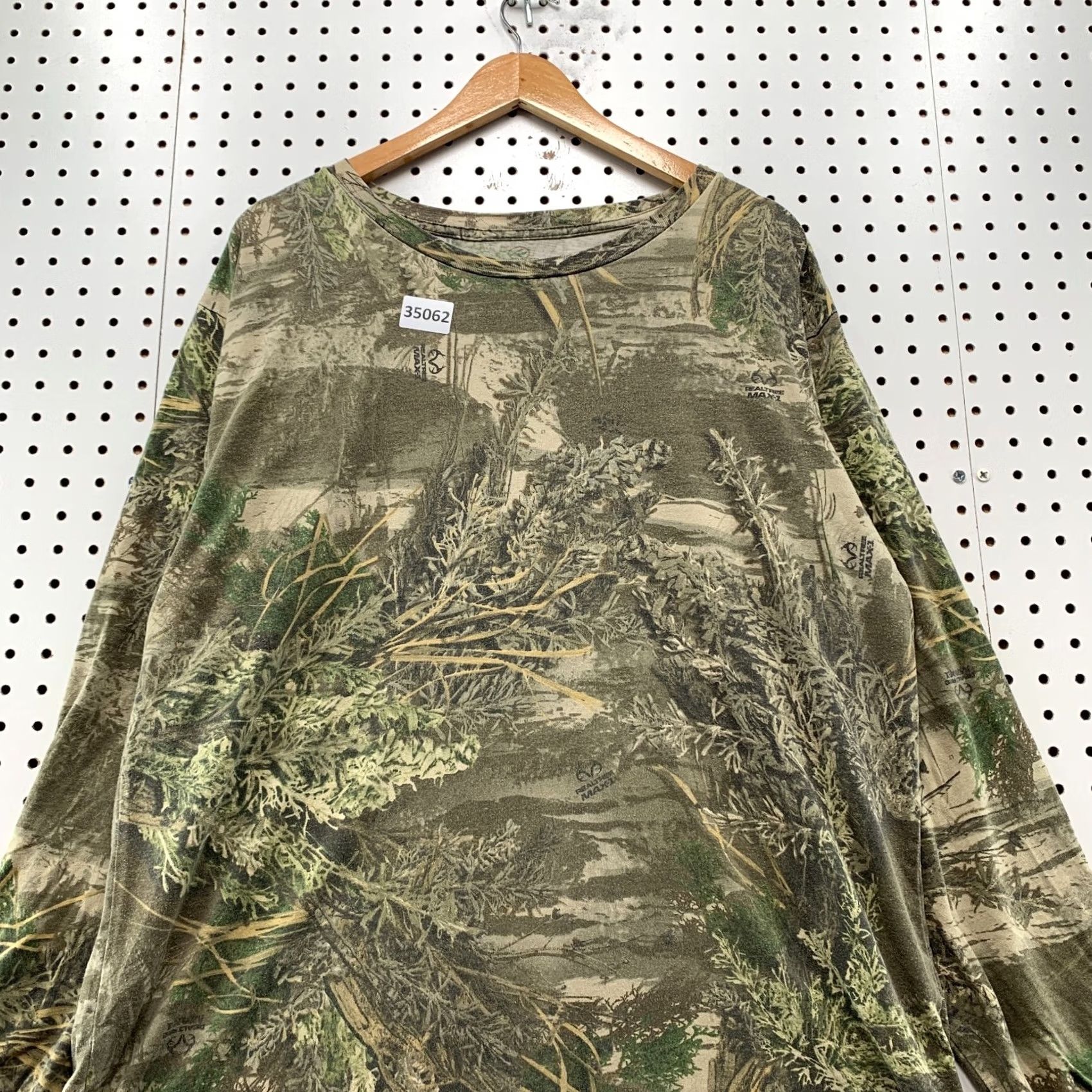 Vintage RedHead Shirt Green Camouflage Long Sleeve Outdoor XL Men Size US XL / EU 56 / 4 - 5 Thumbnail