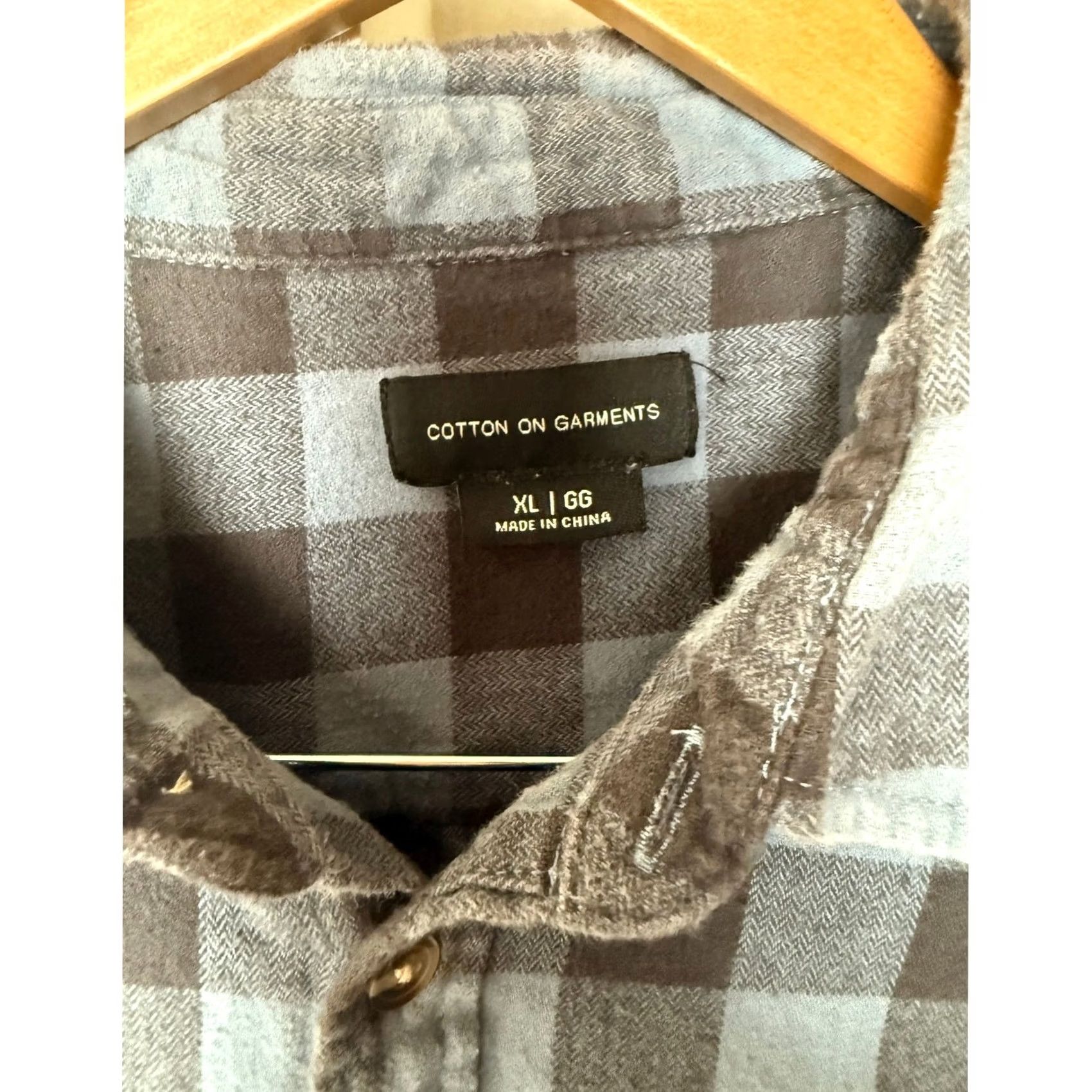 Cotton On Cotton On Button Down Long Sleeve Shirt Men XL Black Blue Checkered Blue XL Mens Regular Size Shirt Size US XL / EU 56 / 4 - 5 Thumbnail