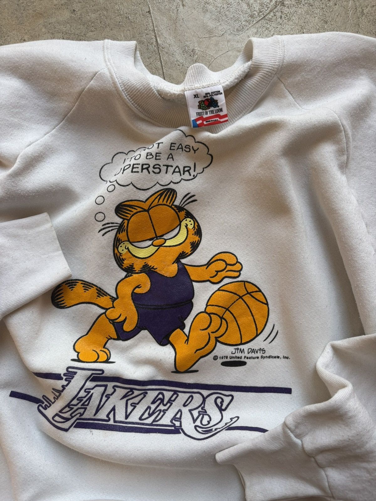 Vintage Vintage Garfield Lakers Crewneck – 1978 Jim Davis – XL Size US L / EU 52-54 / 3 - 4 Thumbnail