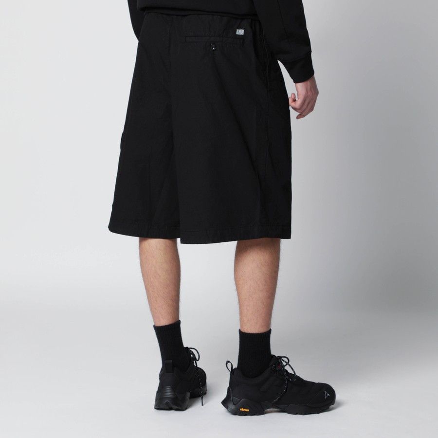 C.P. Company o1d2blof0226 Cotton Bermuda Shorts in Black Size US 32 / EU 48 - 4 Thumbnail