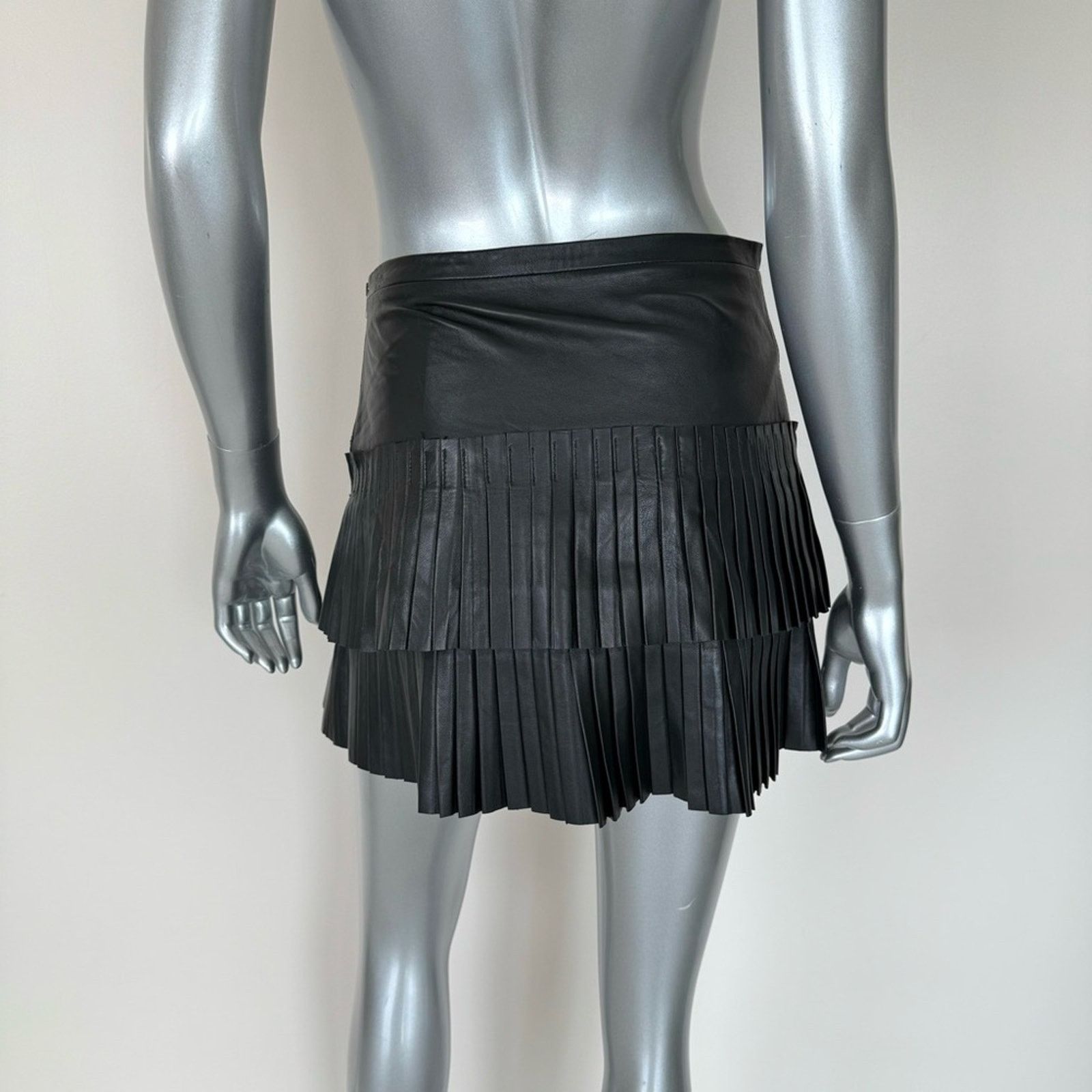 Bcbgmaxazria BCBG MAXAZRIA leather women skirt size 0 Retail 650$ Size 25" / US 0 / IT 36 - 2 Thumbnail