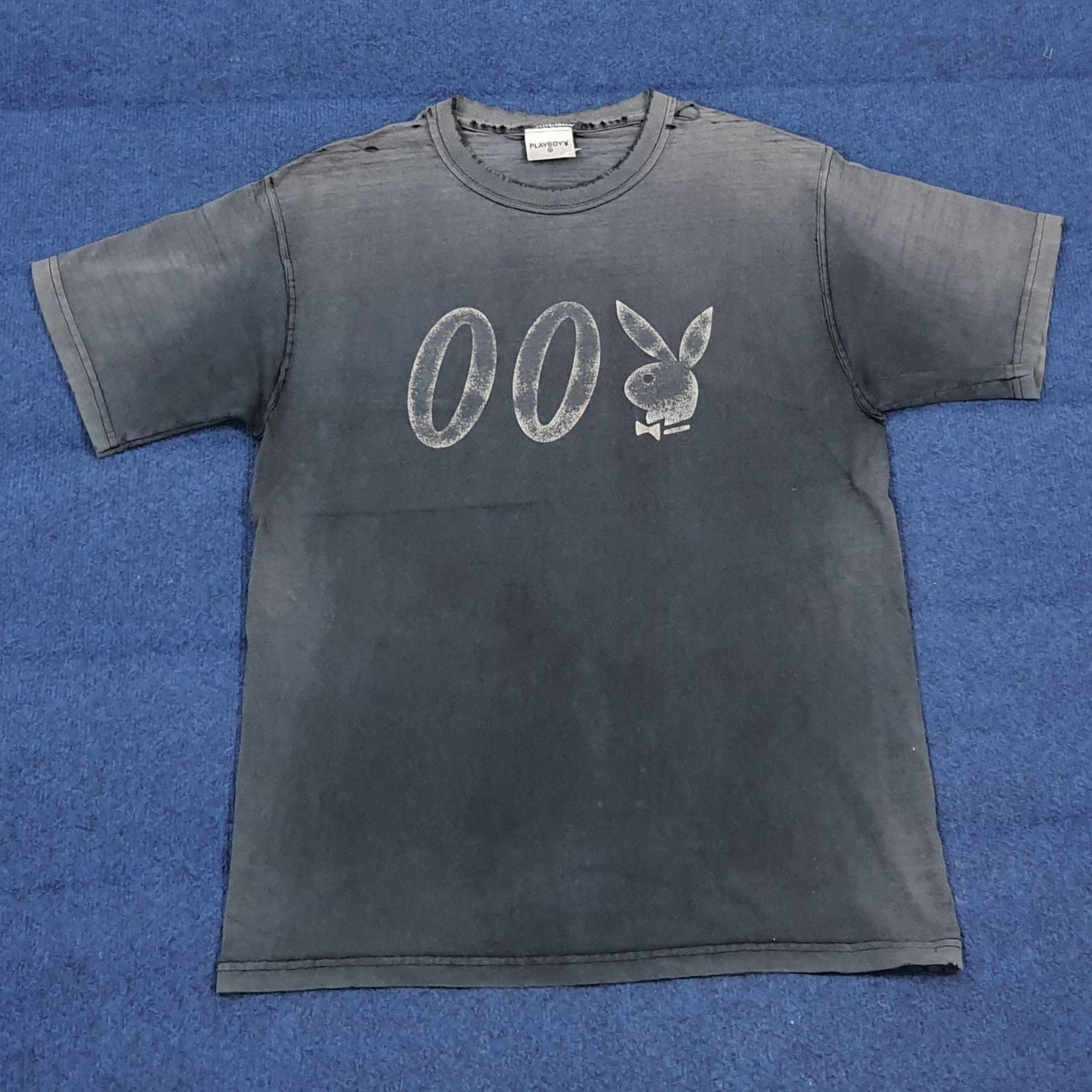 Playboy Vintage Playboy 007 James Bond Distressed Tshirt C299N5 Size US M / EU 48-50 / 2 - 1 Thumbnail