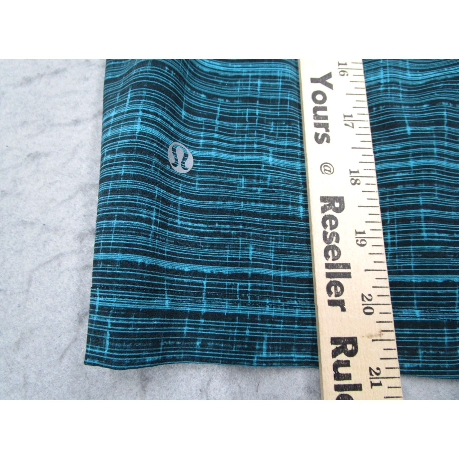 Lululemon Lululemon Men's Shorts Blue Training Drawstring Unlined Gym Yoga Beach 10" Mens Size US 31 - 6 Thumbnail