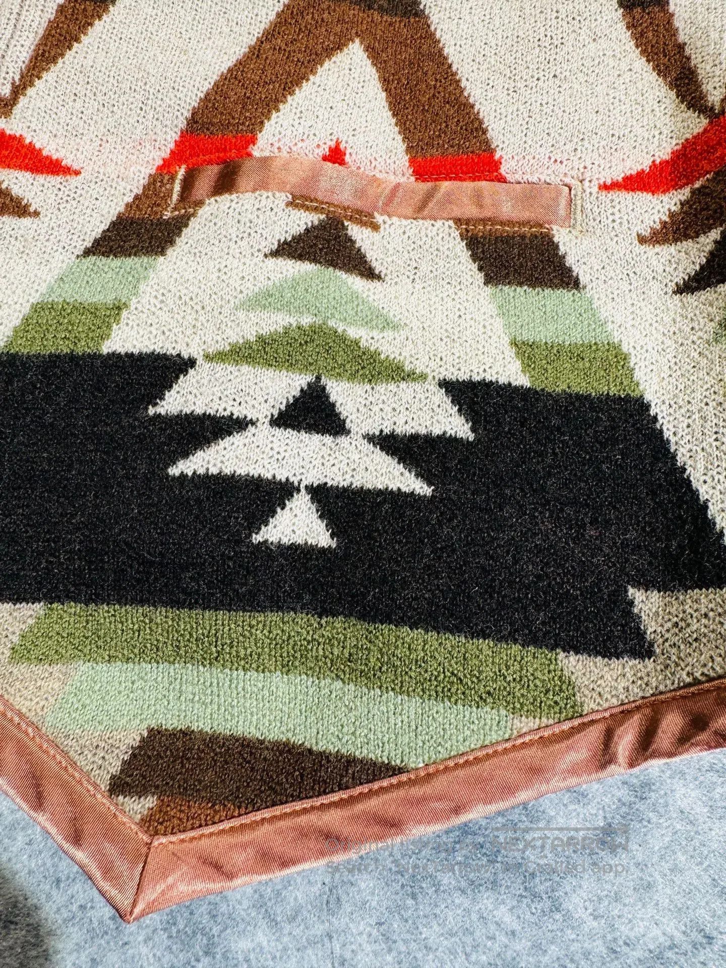 unique jacquard vest from wmv.