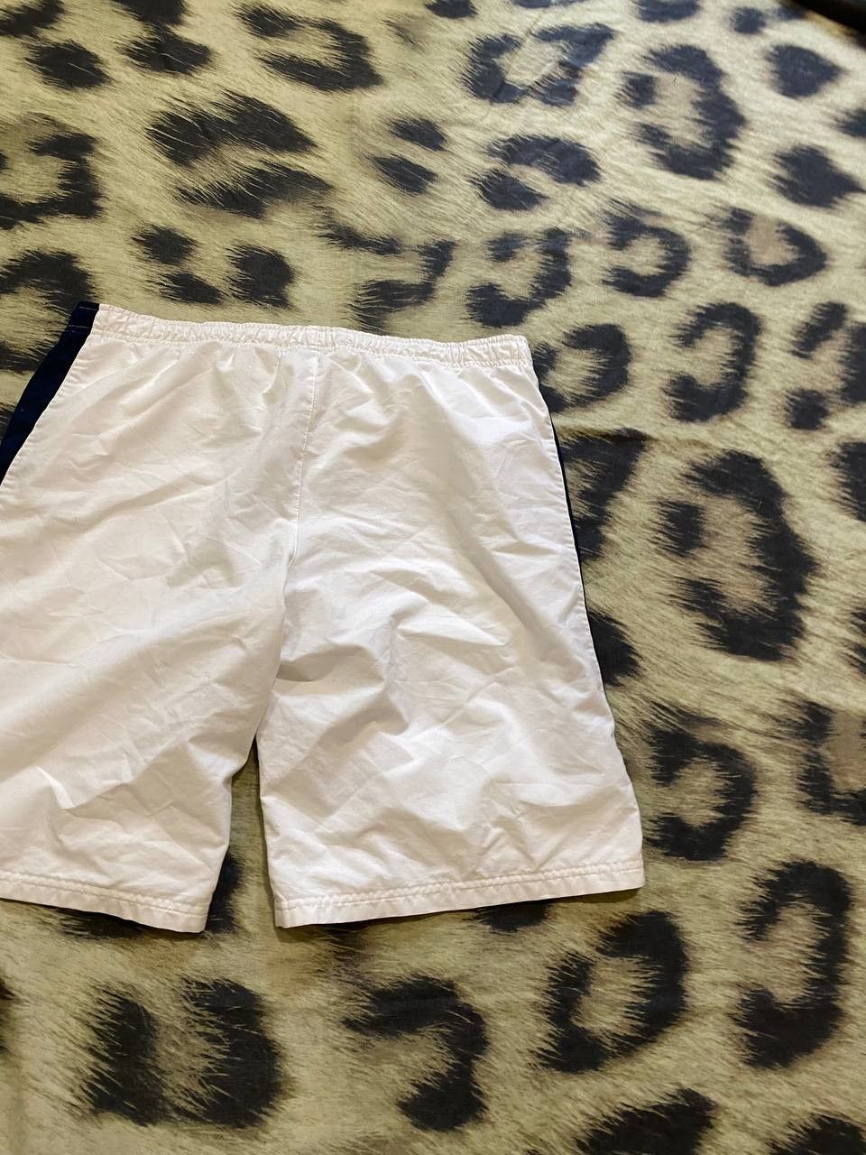 Nike Vintage white shorts big logo Nike Y2K sportwear Size US 34 / EU 50 - 16 Thumbnail