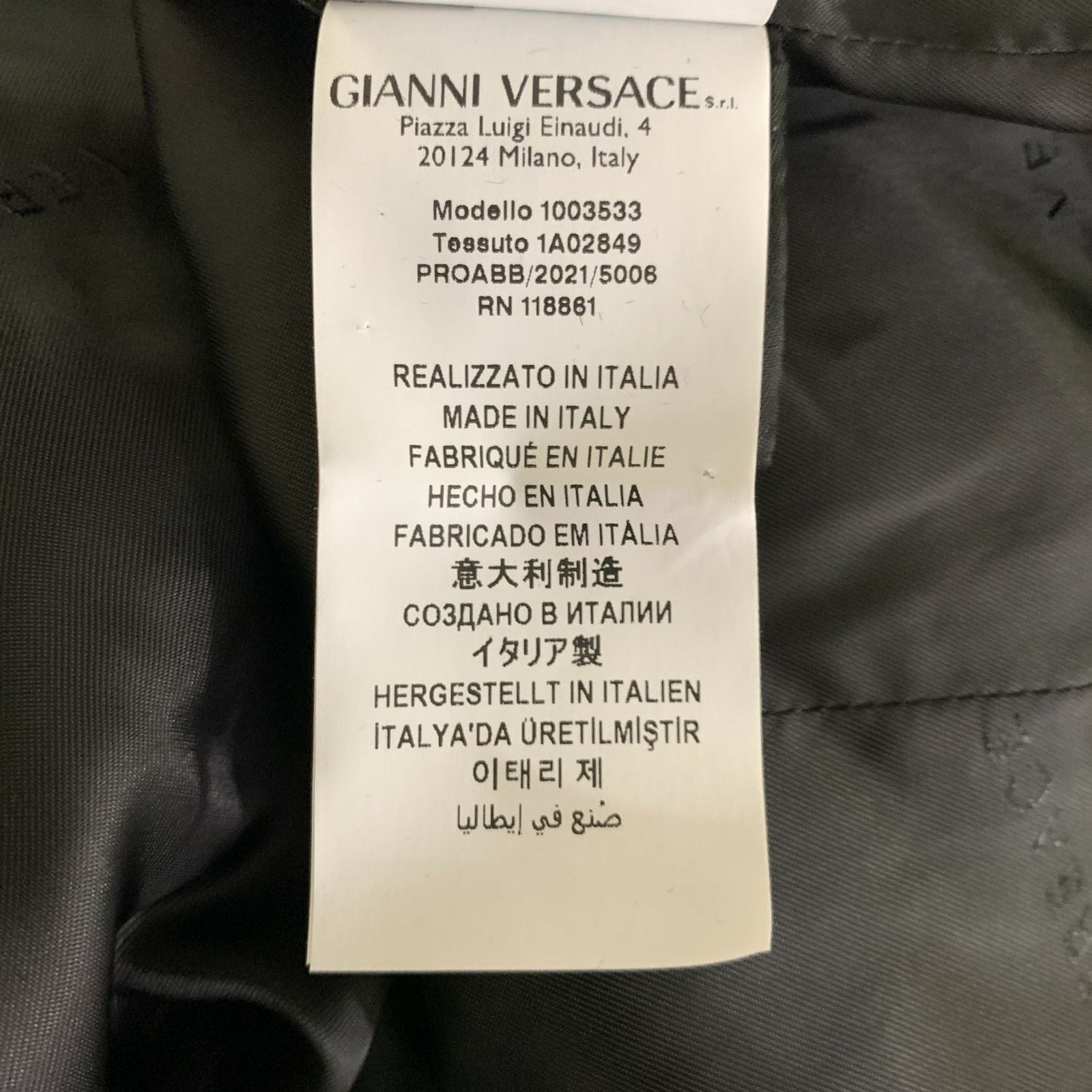 Versace VERSACE Size 6 Black Gold Cotton Chain Jacket Size M / US 6-8 / IT 42-44 - 7 Thumbnail