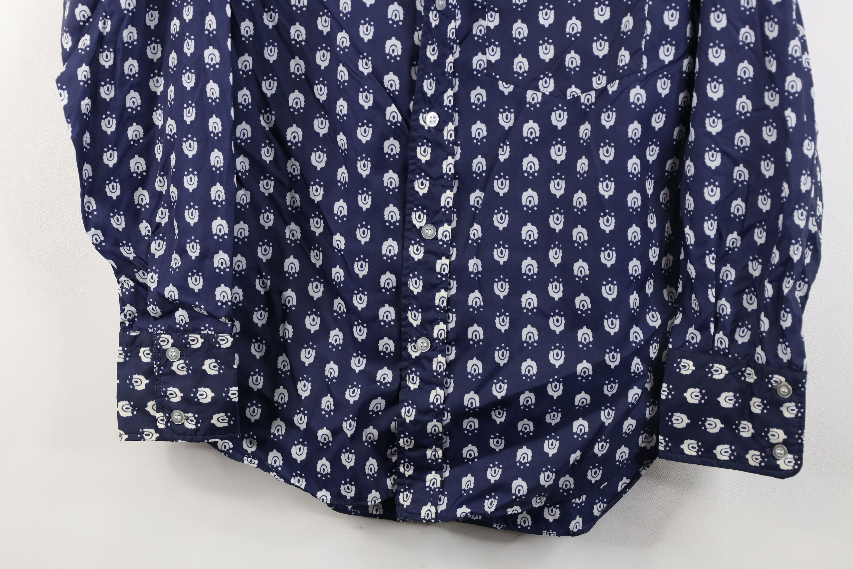 Vintage Vintage 70s Streetwear Geometric Windbreaker Button Shirt Size US S / EU 44-46 / 1 - 3 Thumbnail