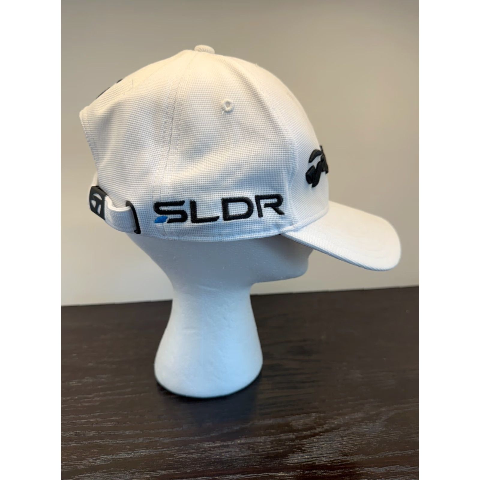 TaylorMade TaylorMade Hat Cap Mens One Size White SLDR Tour Preferred Strapback Golf Size ONE SIZE - 4 Thumbnail