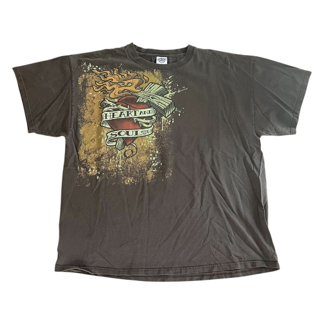 Vintage VINTAGE Y2K Heart and Soul T Shirt Size US XL / EU 56 / 4 - 1 Thumbnail