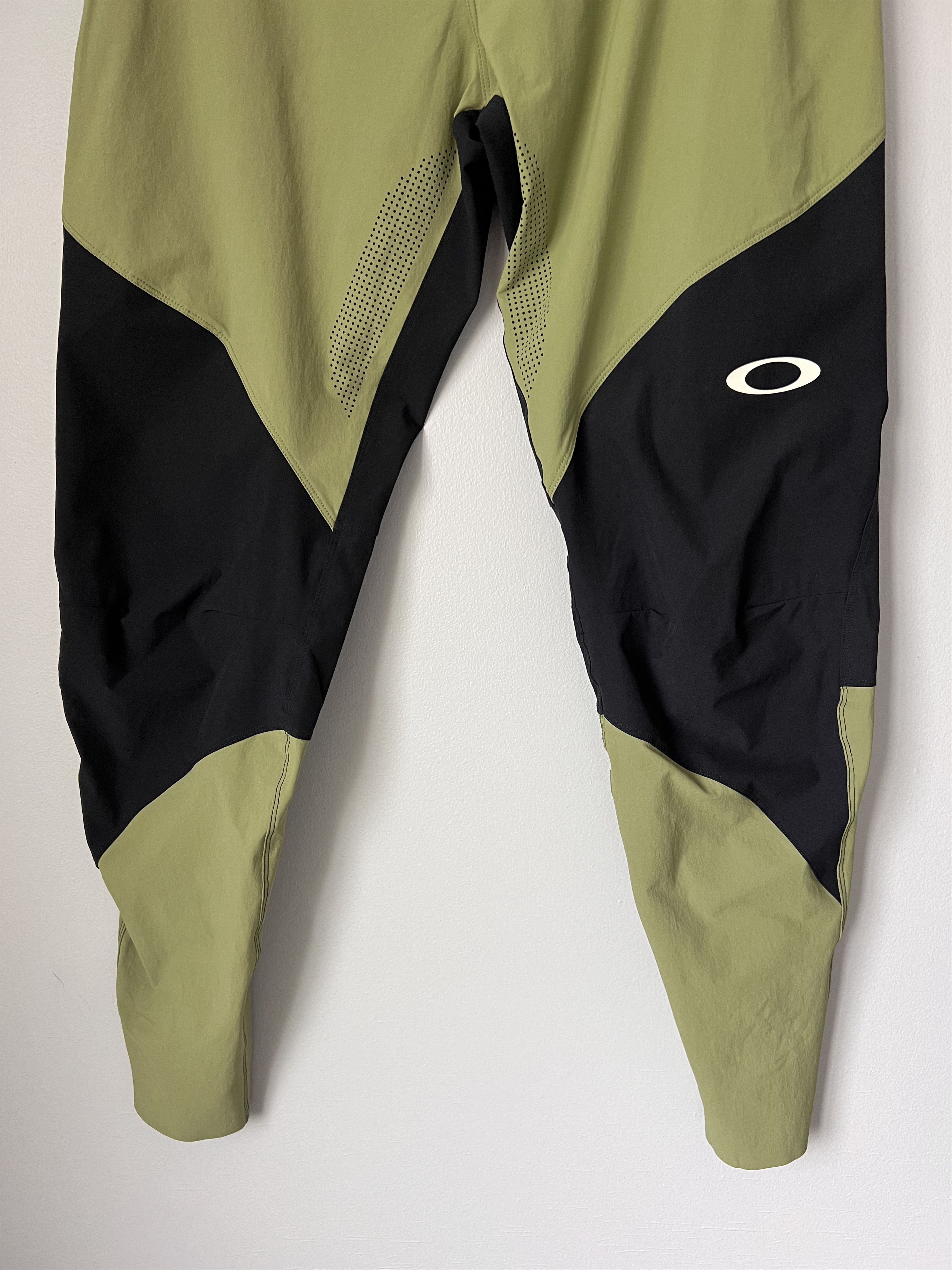 Oakley Oakley Seeker Airline Pants in Green Size US 32 / EU 48 - 3 Thumbnail