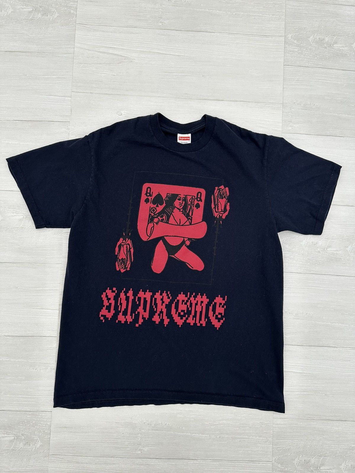 image of Supreme Queen Card Tee Navy + Red Tee Fw19 Sz. Medium, Men's