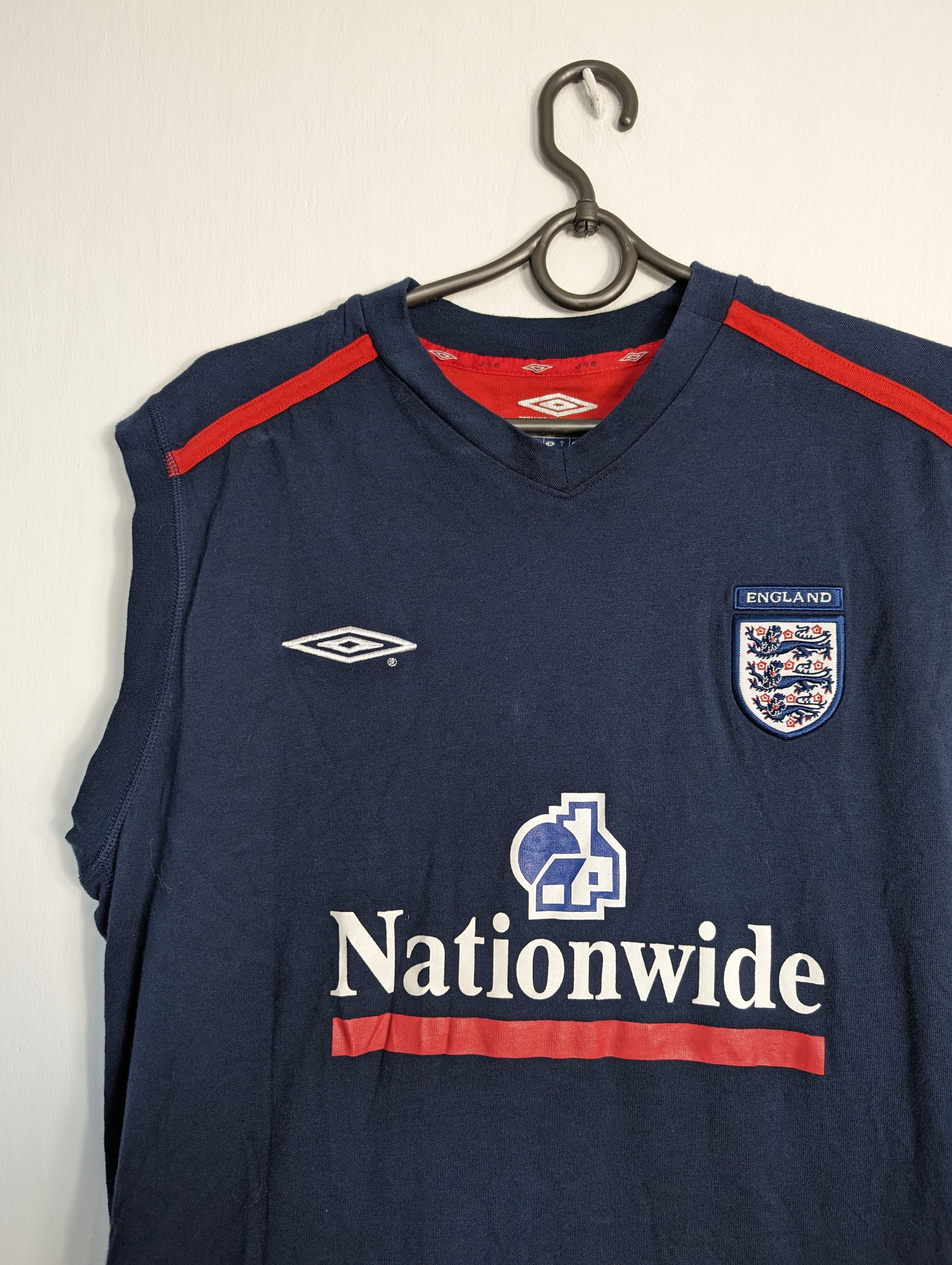 Umbro 2010-11 England Umbro Training Vest T-shirt Size US XL / EU 56 / 4 - 2 Thumbnail