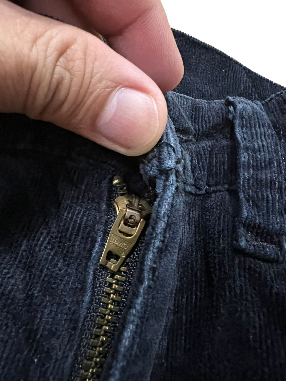 Levi's 💥Flare💥Vintage Levi’s White Tag Corduroy Denim Very Rare Size US 29 - 10 Thumbnail