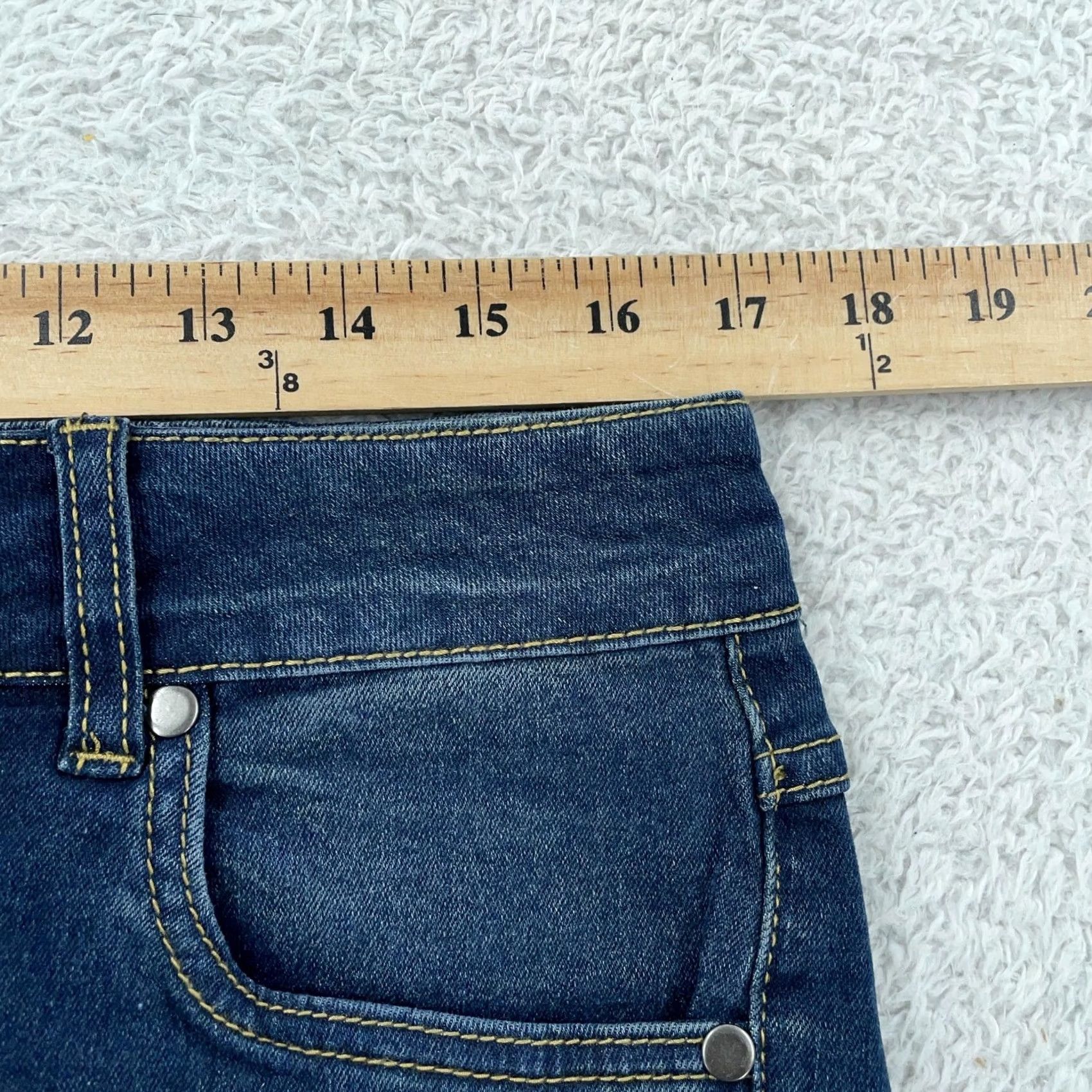 Vintage BloomChic Jeans Womens 14 Dark Wash Bootcut Stretch Denim Zip Fly 34x29 Blue Jeans Womens Bootscut Stretch Denim Zip Fly 34x29 Size 36" / US 14 / IT 50 - 6 Thumbnail