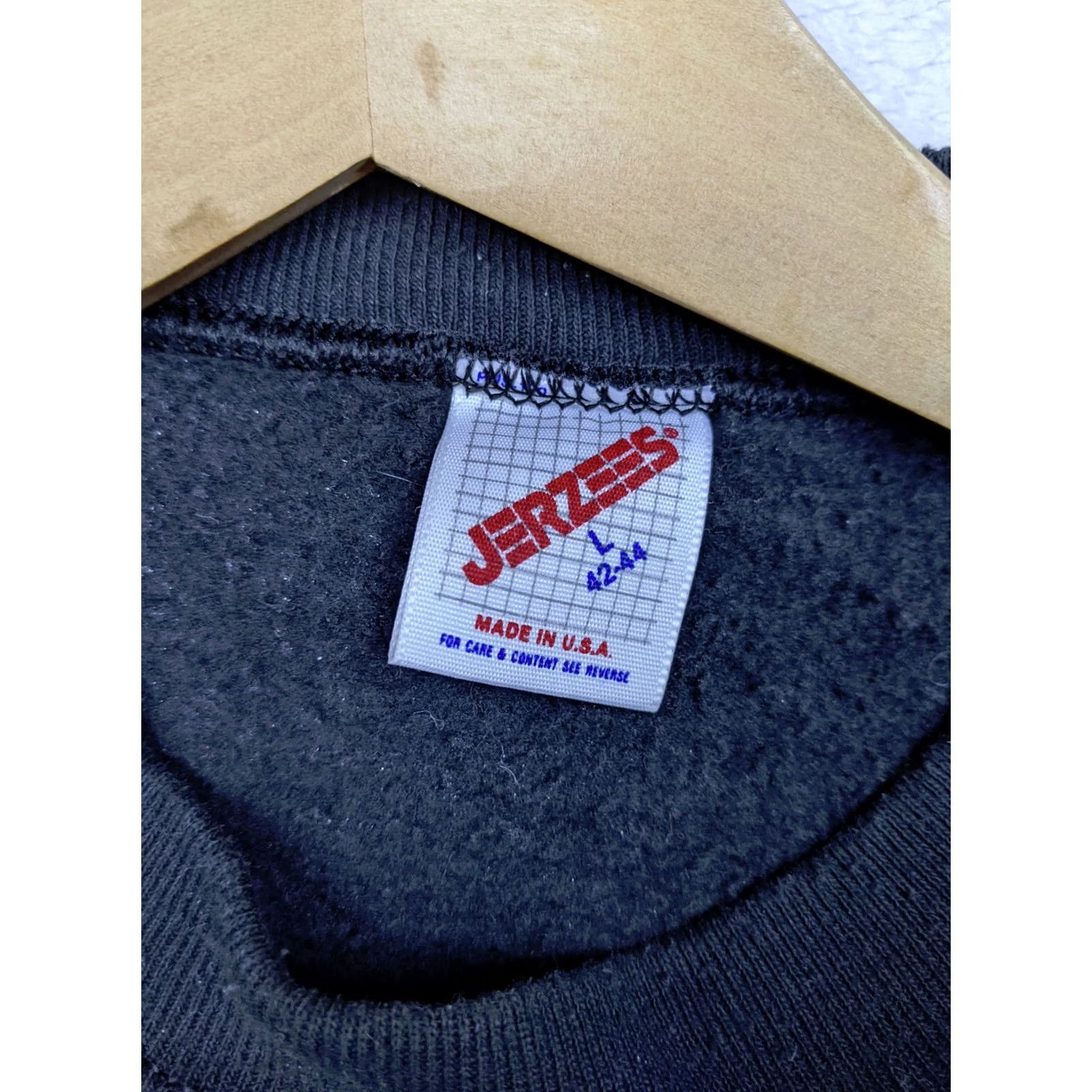 Jerzees VINTAGE Jerzees USA Made Mens L Black San Antonio Cow Hide Sweater Pullover Crew 90s Shirt Size L / US 10 / IT 46 - 4 Thumbnail