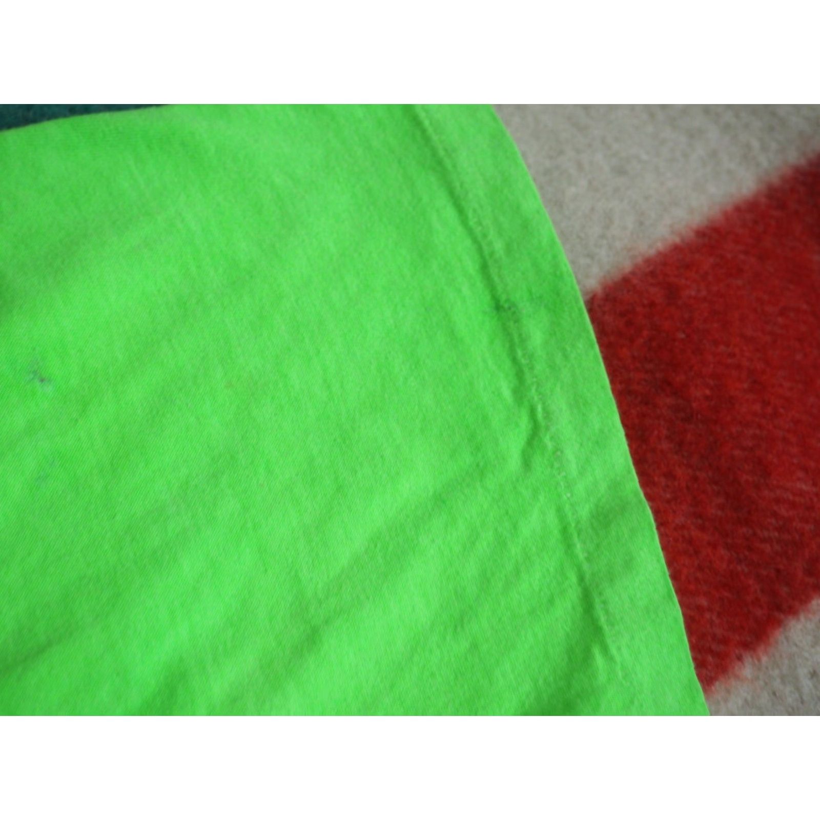 Herring VTG 80s 90s Surf Range Cactus Beach Joke Southwest Art Green Tee T-Shirt M Men Short Sleeve Cotton Graphic Tee Vintage Surf Shirt Size US M / EU 48-50 / 2 - 6 Thumbnail