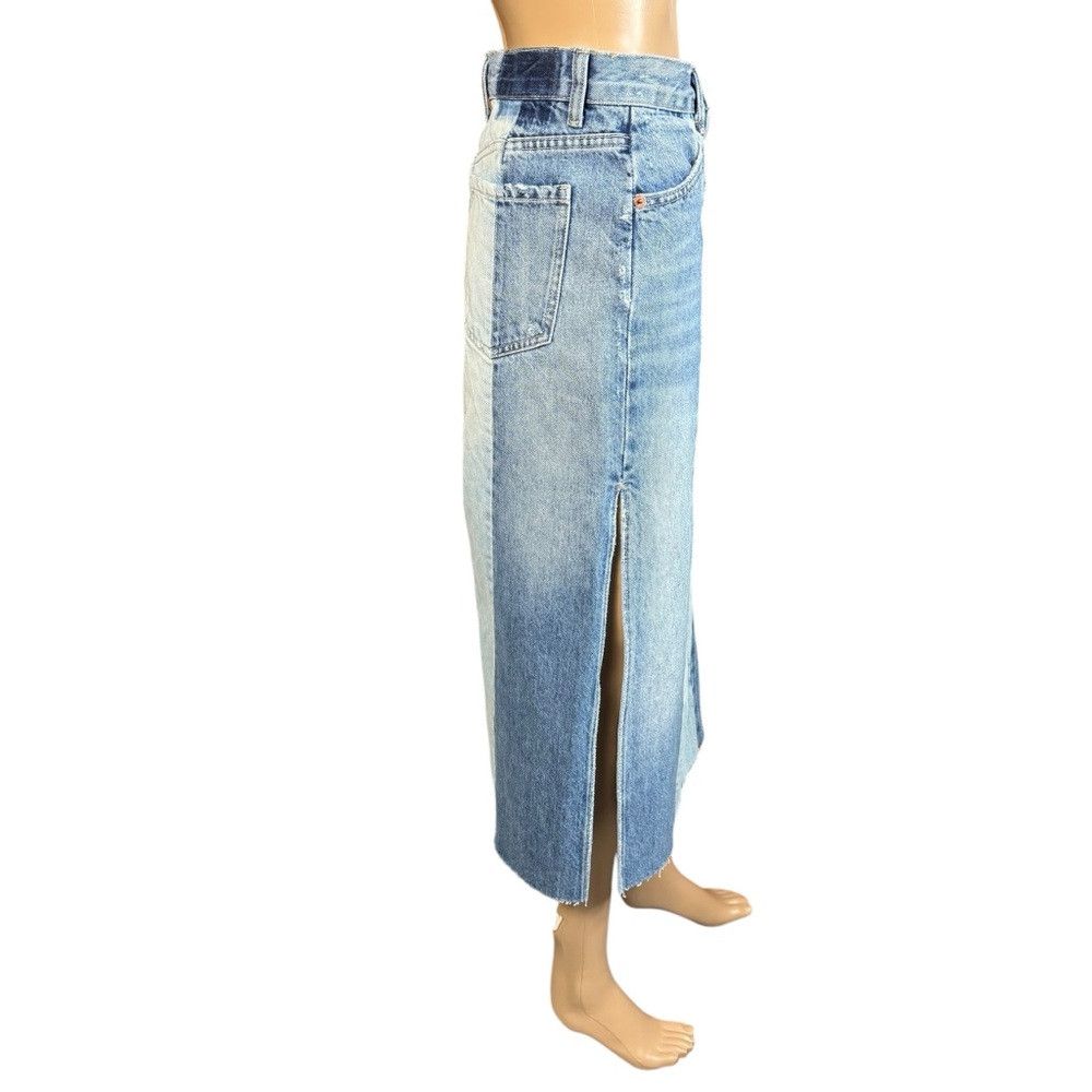Zara Zara Denim Maxi Skirt Size XS Size 26" / US 2 / IT 38 - 2 Thumbnail