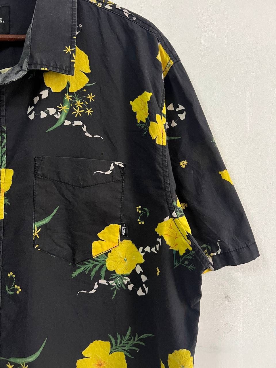Vans Vans Flower Arts Collar Camp Button up Size US L / EU 52-54 / 3 - 6 Thumbnail