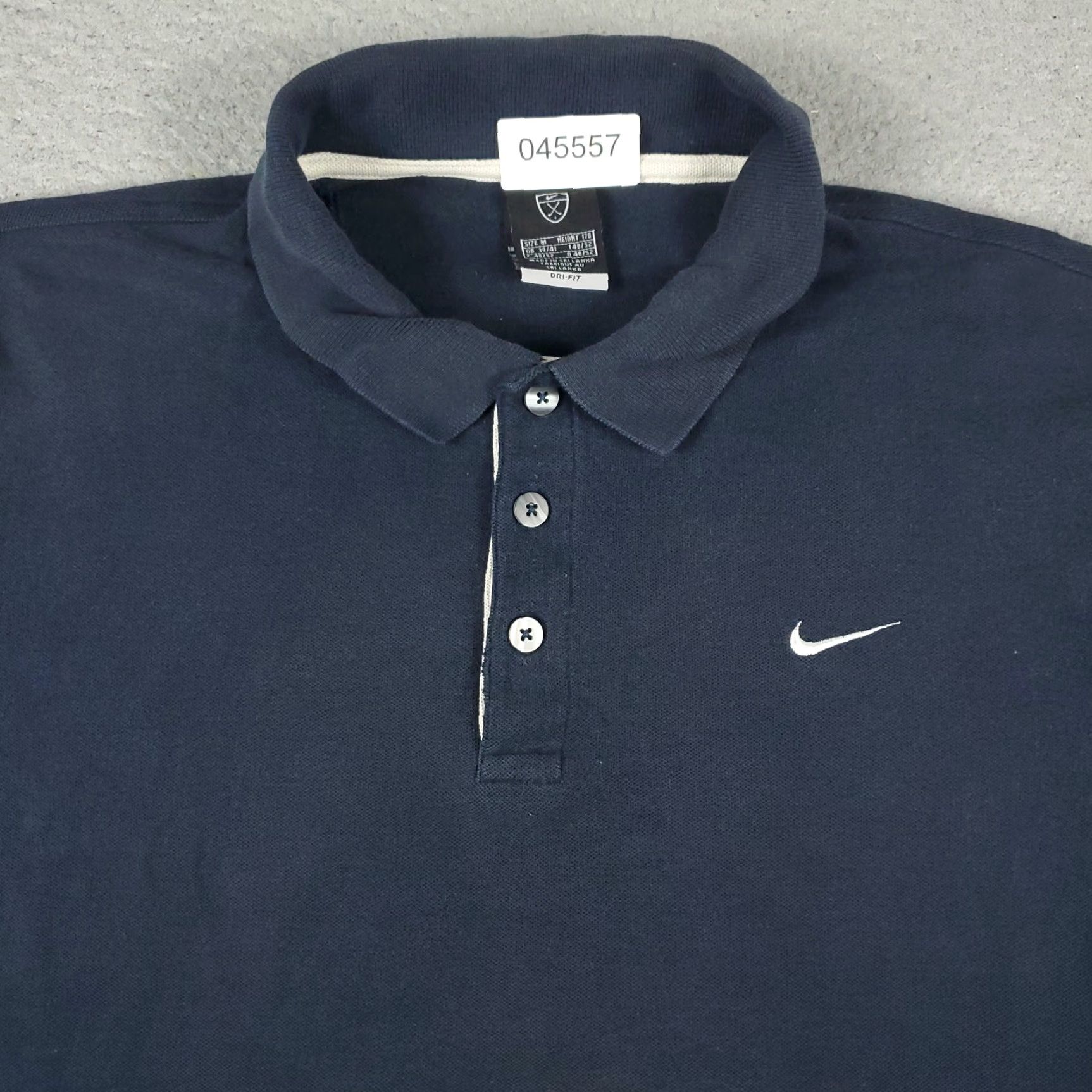 Nike VINTAGE Nike Polo Shirt Mens Medium Blue Golf Dri-Fit Nike Golf Regular Short Sleeve Cotton Blend Polyester Logo Solid 90s Modern Sports Mens Size US M / EU 48-50 / 2 - 2 Thumbnail