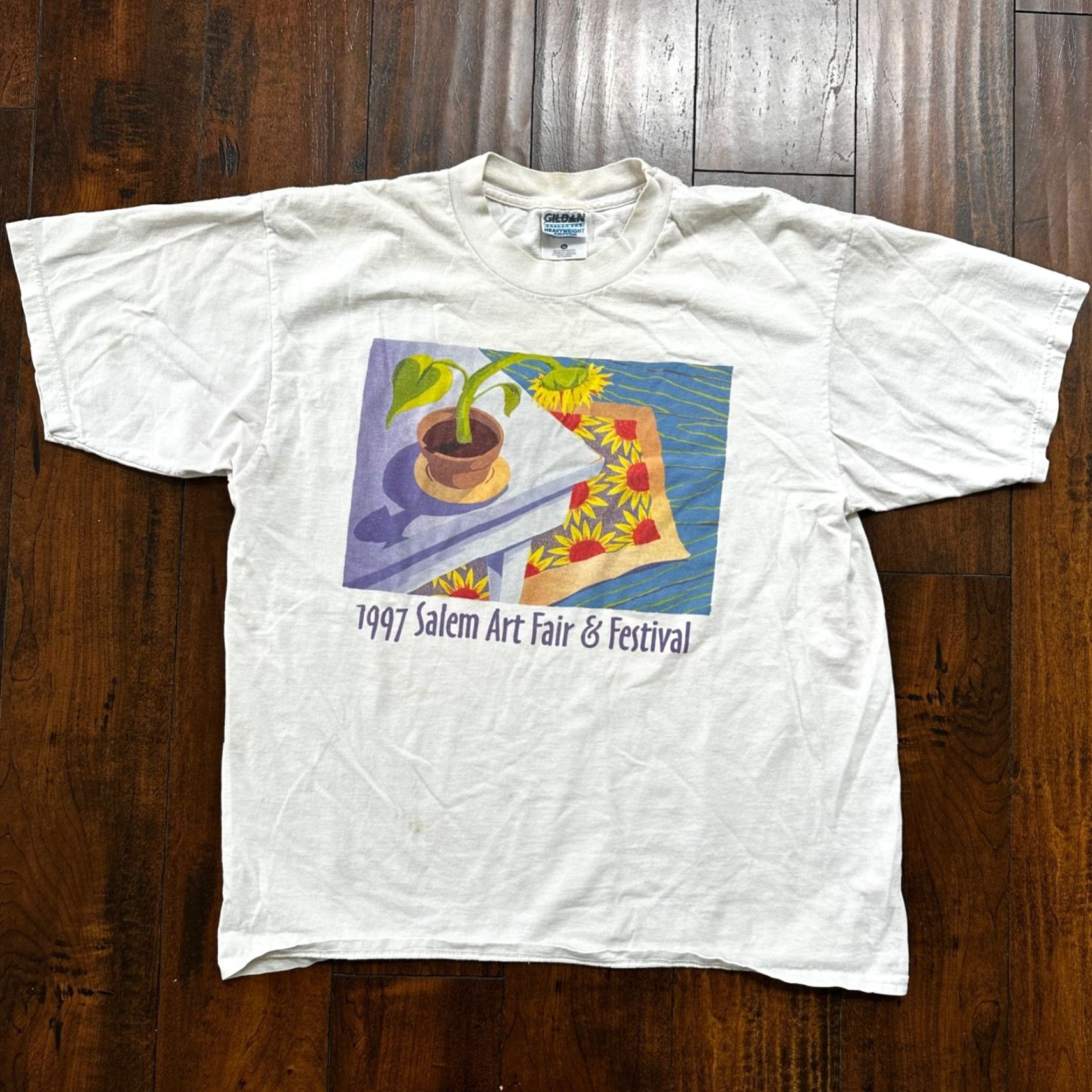 Gildan VINTAGE Art Sunflower 1997 T Shirt Salem Oregon Fair Festival PDX Portland Music XL White Gildan Mens Short Sleeve Crew Neck Graphic Print 90s 80s 70s Size US XL / EU 56 / 4 - 4 Thumbnail