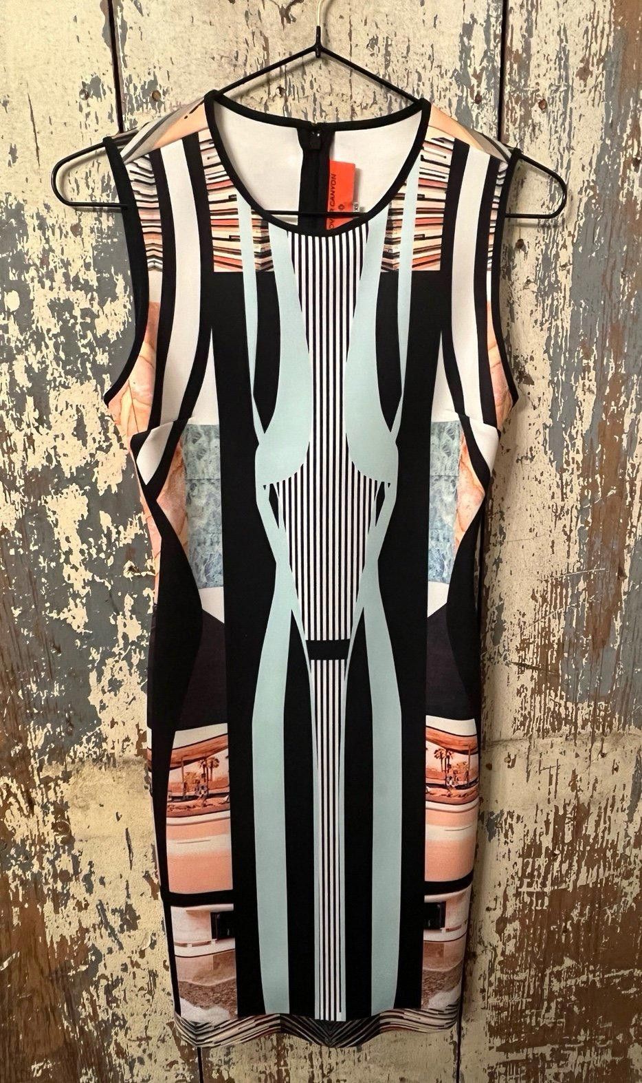 Clover Canyon Clover Canyon Neoprene Surf dress size XS Size XS / US 0-2 / IT 36-38 - 1 Thumbnail