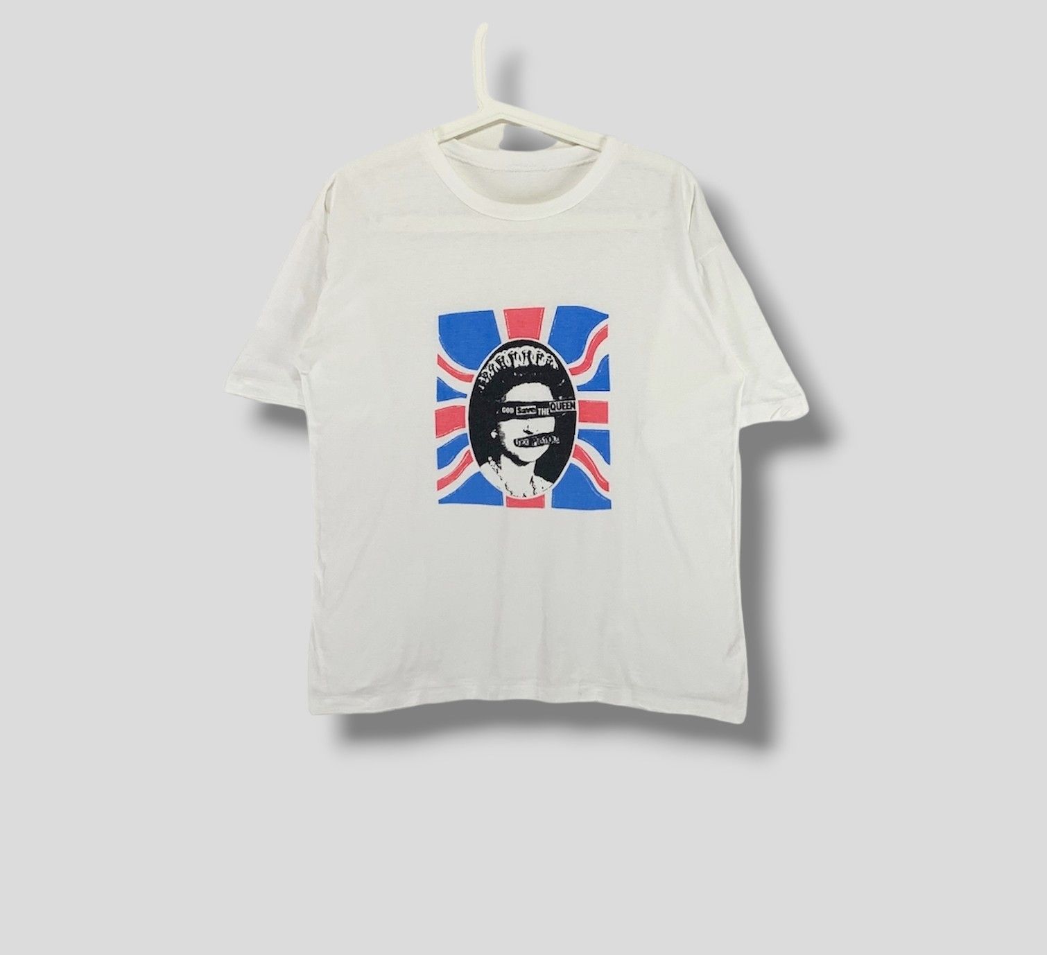 Vintage Vintage 90s Sex pistols god save the queen tshirt | Grailed