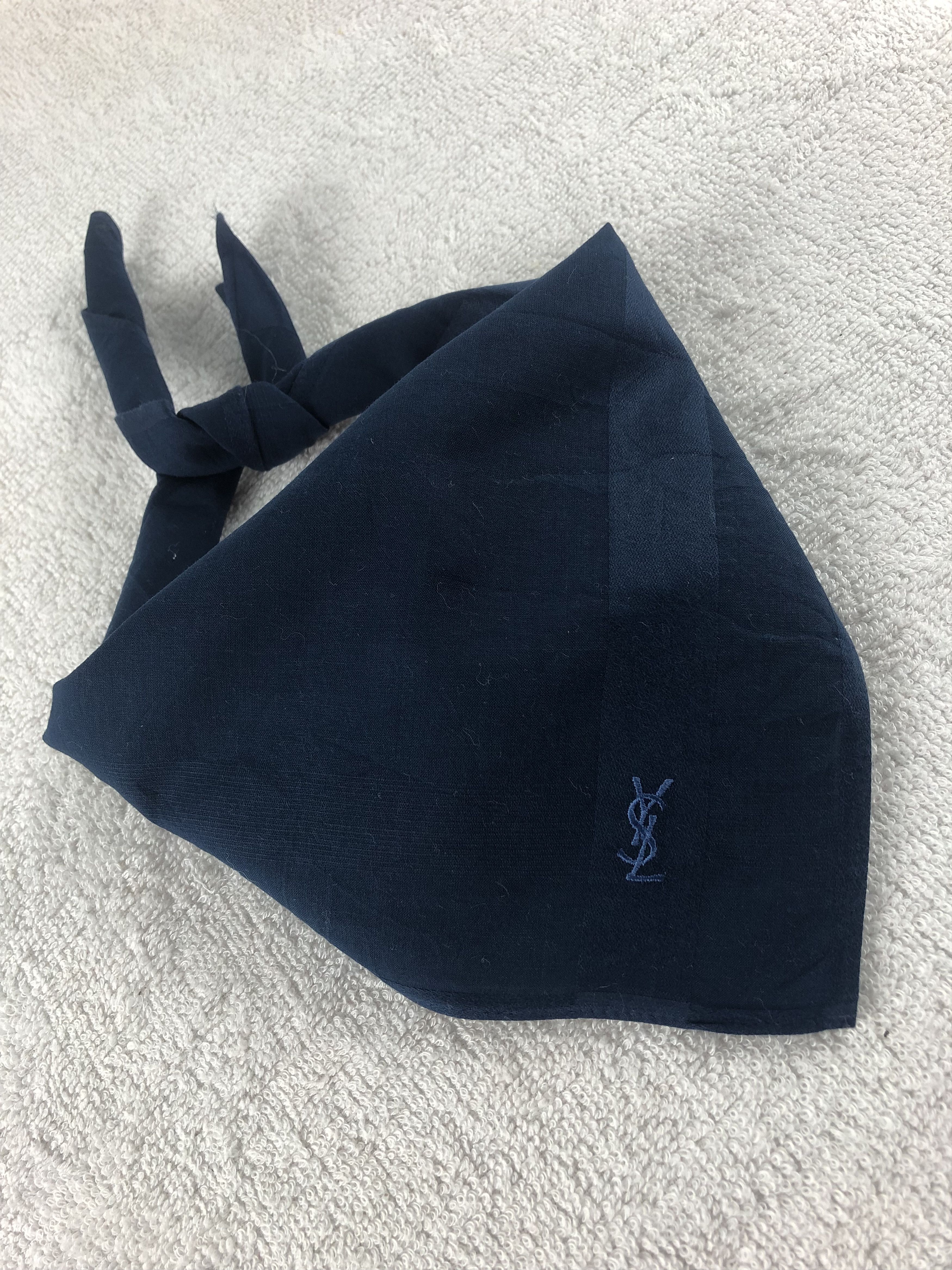 Yves Saint Laurent Yves Saint Laurent Handkerchief / Bandana / Neckerchief Size ONE SIZE - 2 Thumbnail