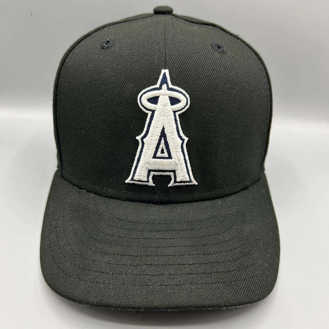 New Era Los Angeles LA Angels Hat Men 7 1/8 Black Embroidered Fitted Size ONE SIZE - 1 Thumbnail