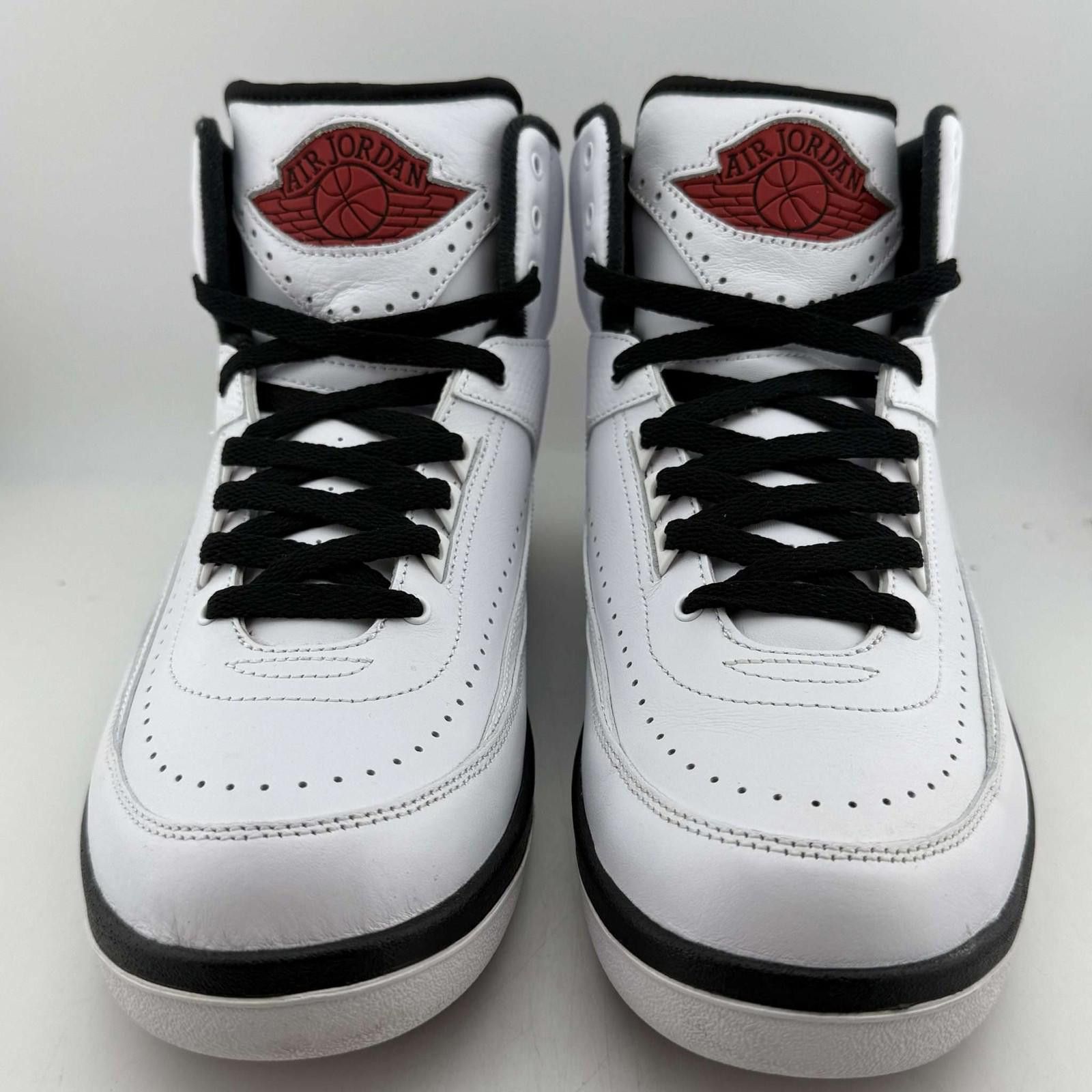 Nike Air Jordan 2 Retro White/Varsity Red-Black 9.5 Used OG Box Size US 9.5 / EU 42-43 - 3 Thumbnail