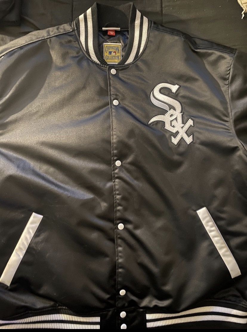 Image of Joe Fresh x Mlb Joefreshgoods × M&n White Sox 1993 Satin Jacket Black), Men's (Size 2XL)