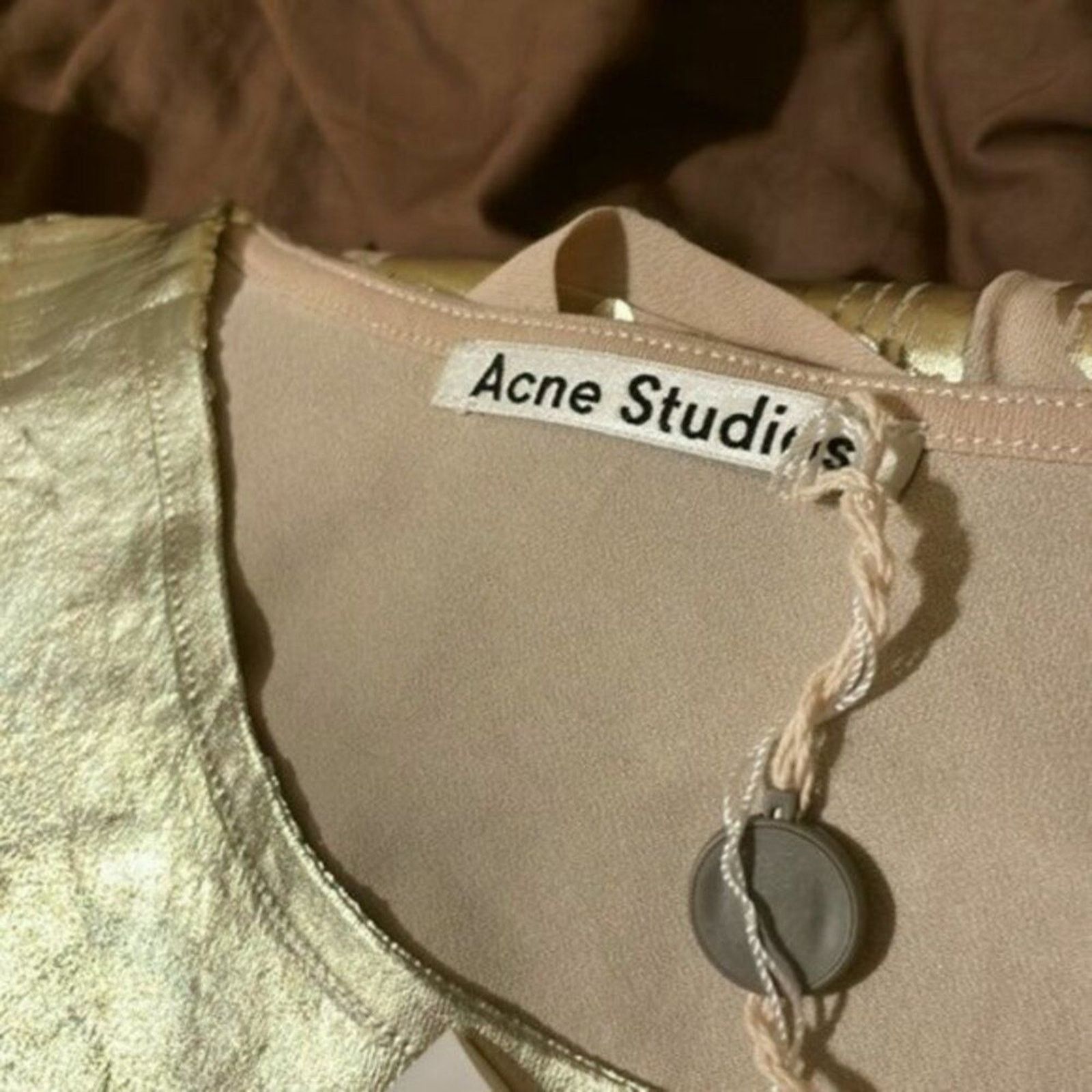 Acne Studios Acne metallic long sleeve tee gold M Size M / US 6-8 / IT 42-44 - 7 Thumbnail