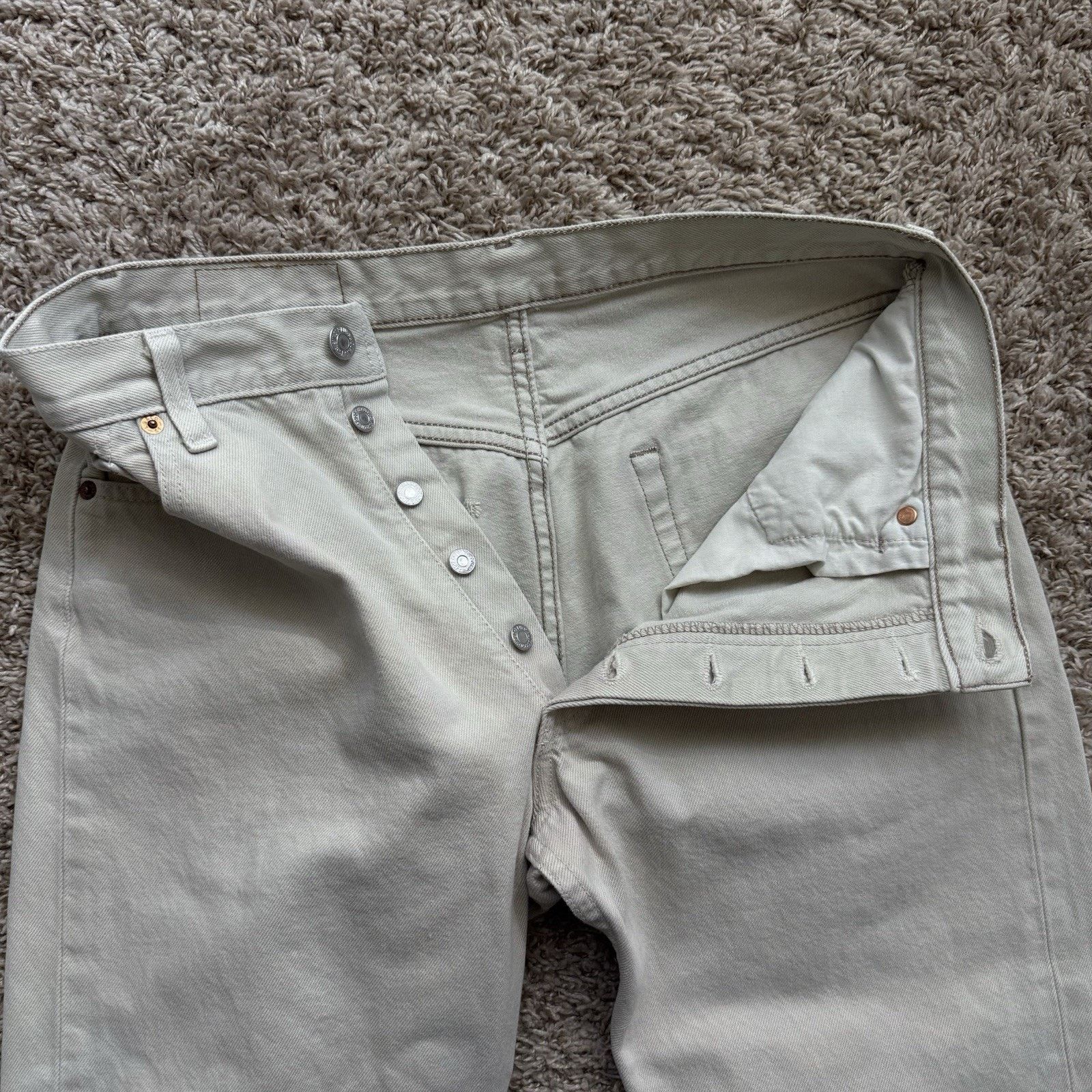 Levi's × Vintage Vintage Levi’s USA 501 Beige Tan Denim Jeans Pants CROPPED Size US 31 - 3 Thumbnail
