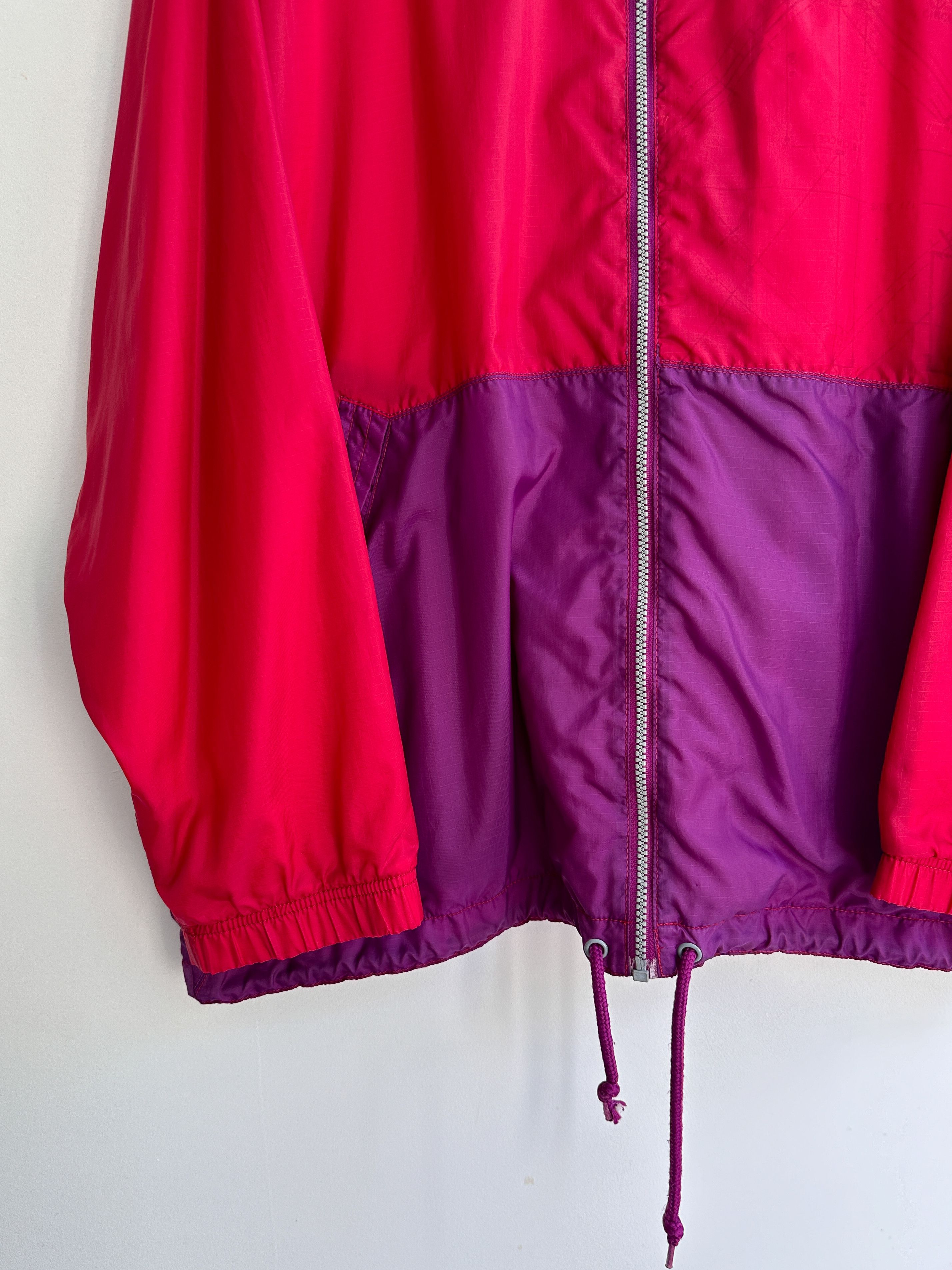 Nike Vintage Nike Track Light Nylon Jacket Size US XL / EU 56 / 4 - 5 Thumbnail