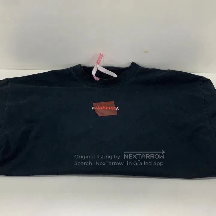 Balenciaga Balenciaga Back Graphic Regular Fit T-Shirt. Size US M / EU 48-50 / 2 - 4 Thumbnail