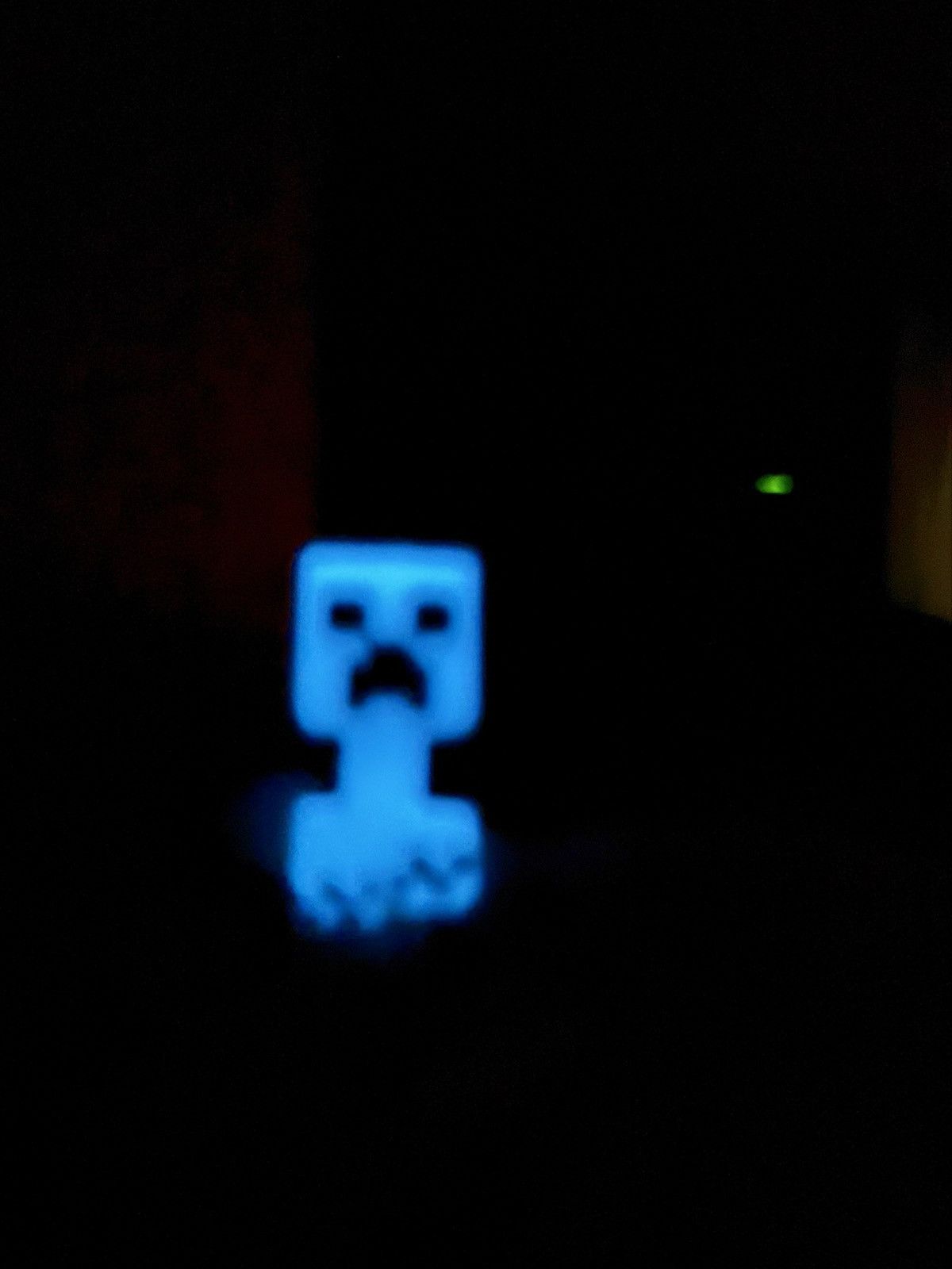 The Game Minecraft Charged Creeper Kinder Toy Collectible Size ONE SIZE - 4 Thumbnail