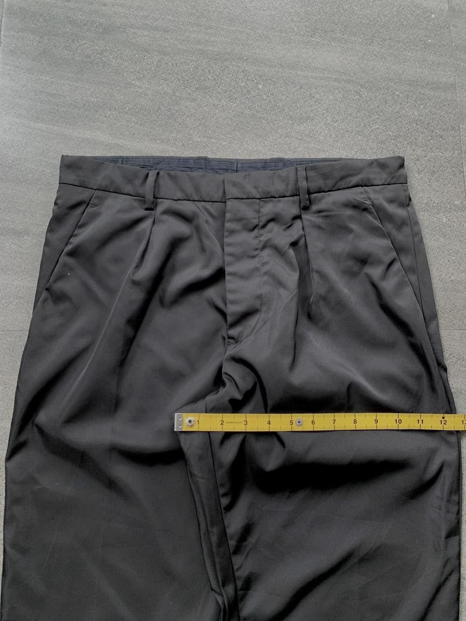 Prada FREE TAX! Garbardine Nylon Cropped Trousers Size US 32 / EU 48 - 16 Thumbnail