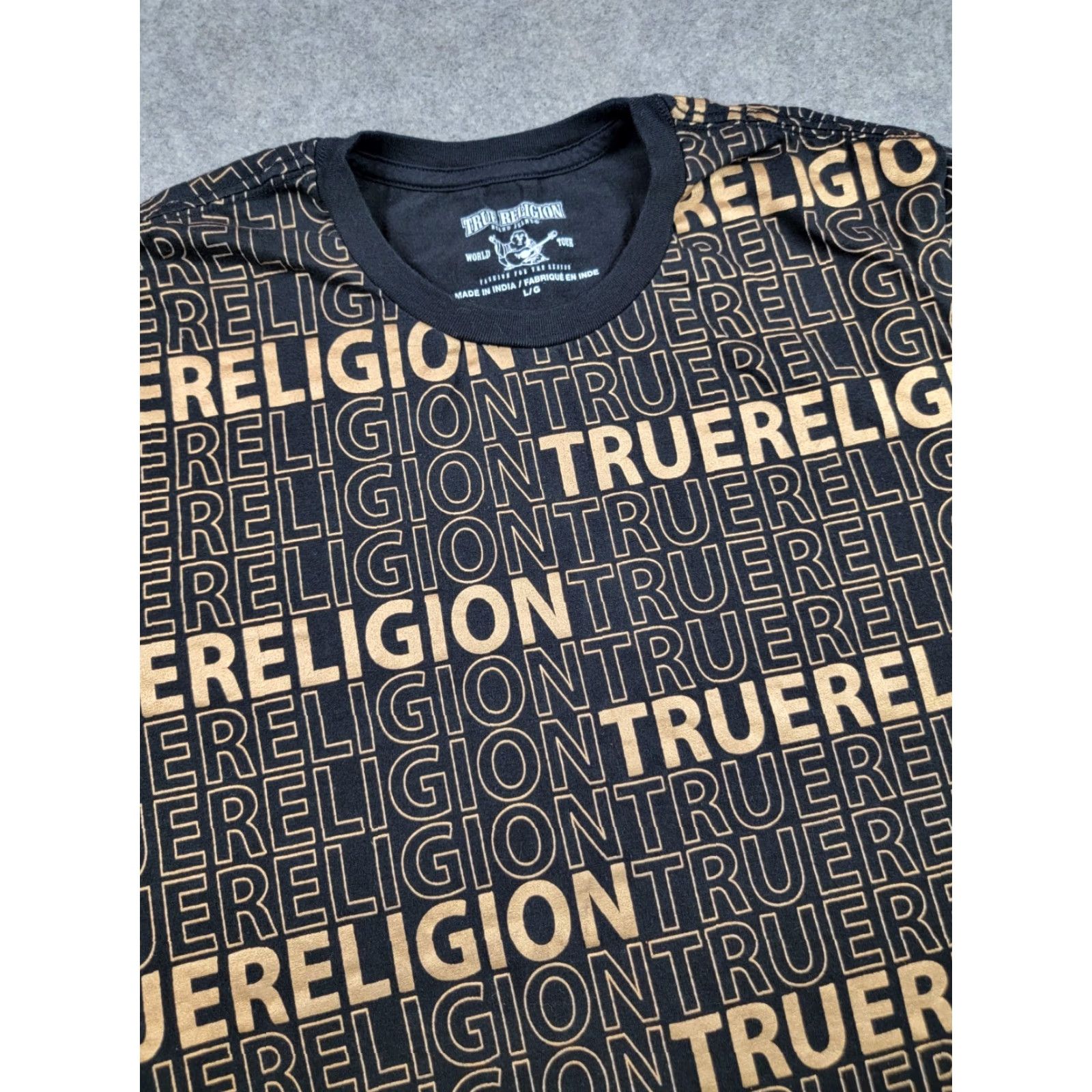 True Religion True Religion Shirt Mens Large Black Logo All Over Text Pullover Shirt Size US L / EU 52-54 / 3 - 3 Thumbnail