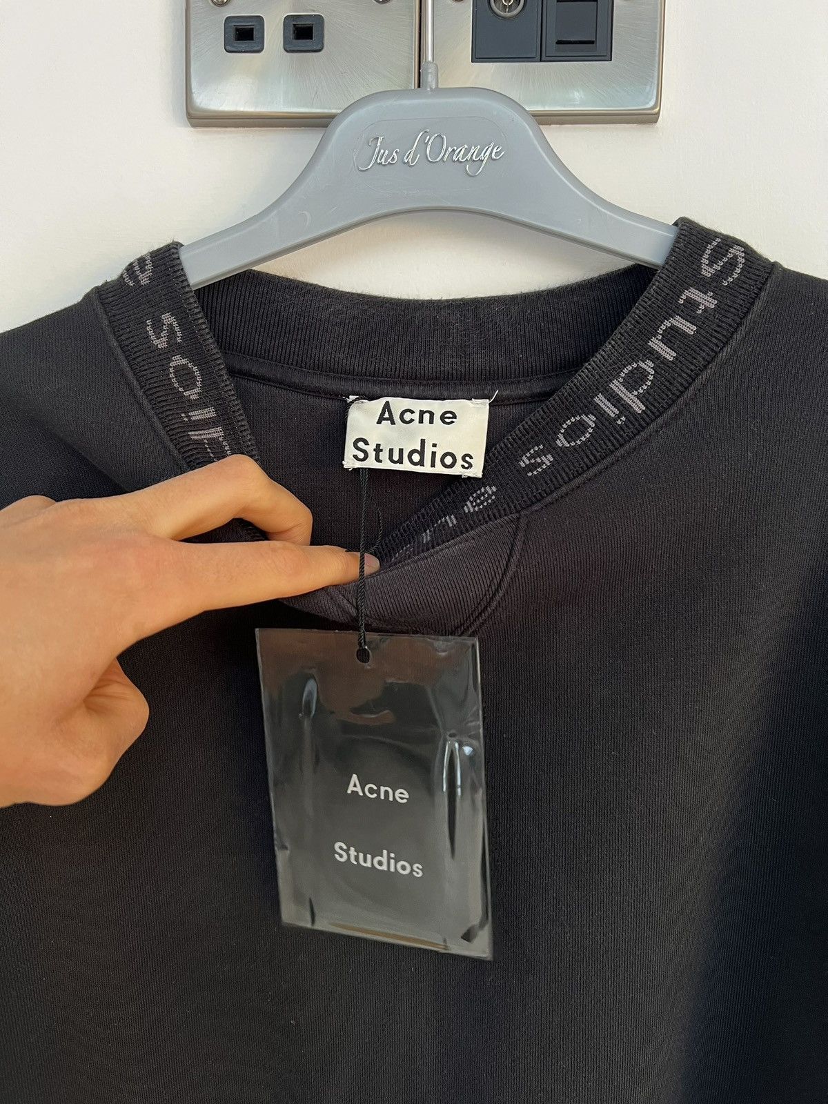 Acne Studios Acne Studios flogho sweatshirt Size US S / EU 44-46 / 1 - 3 Thumbnail