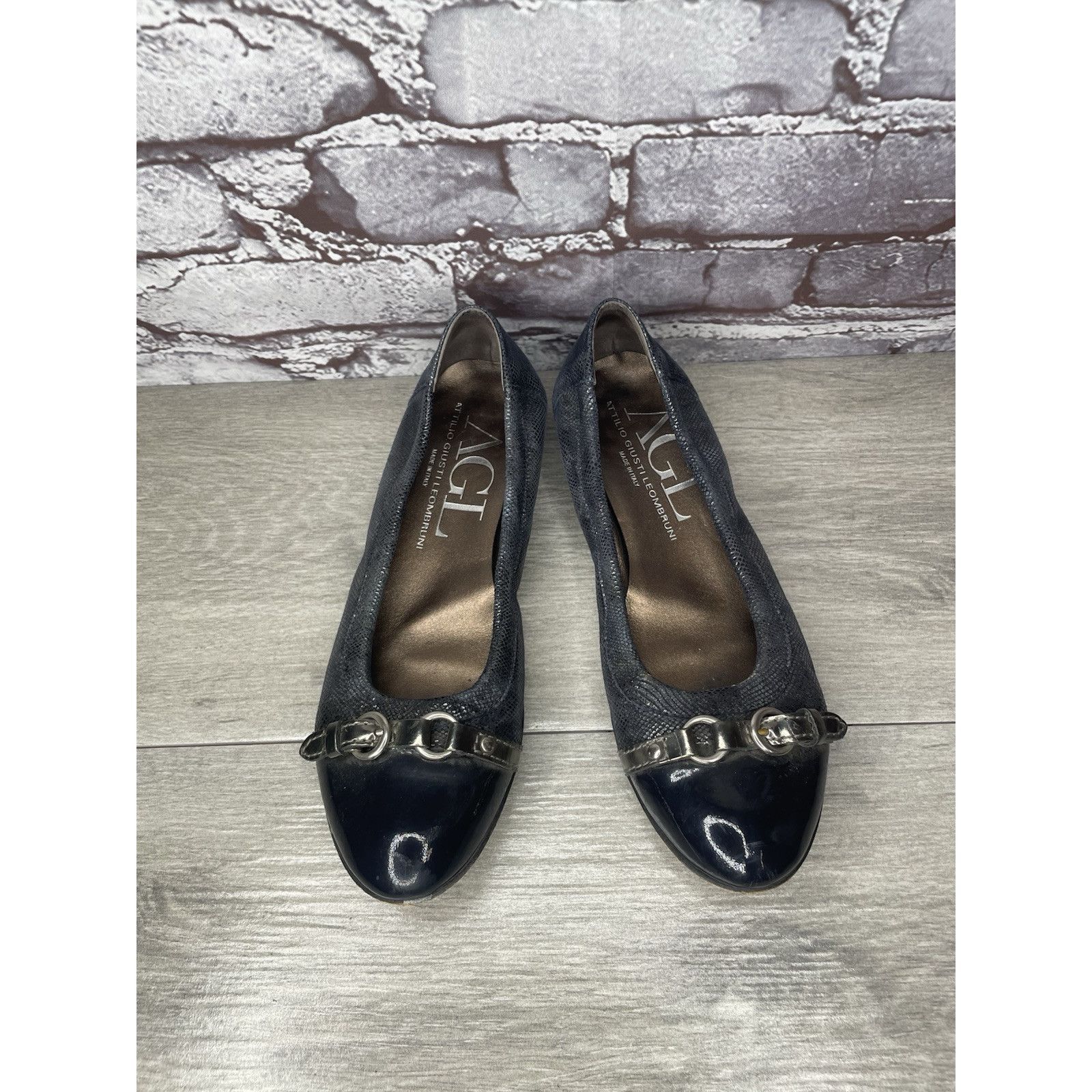 AGLINI AGL Blue Leather Shimmer Cap Toe Ballet Flats Women Sz 37EU/ Size US 6.5 / IT 36.5 - 3 Thumbnail