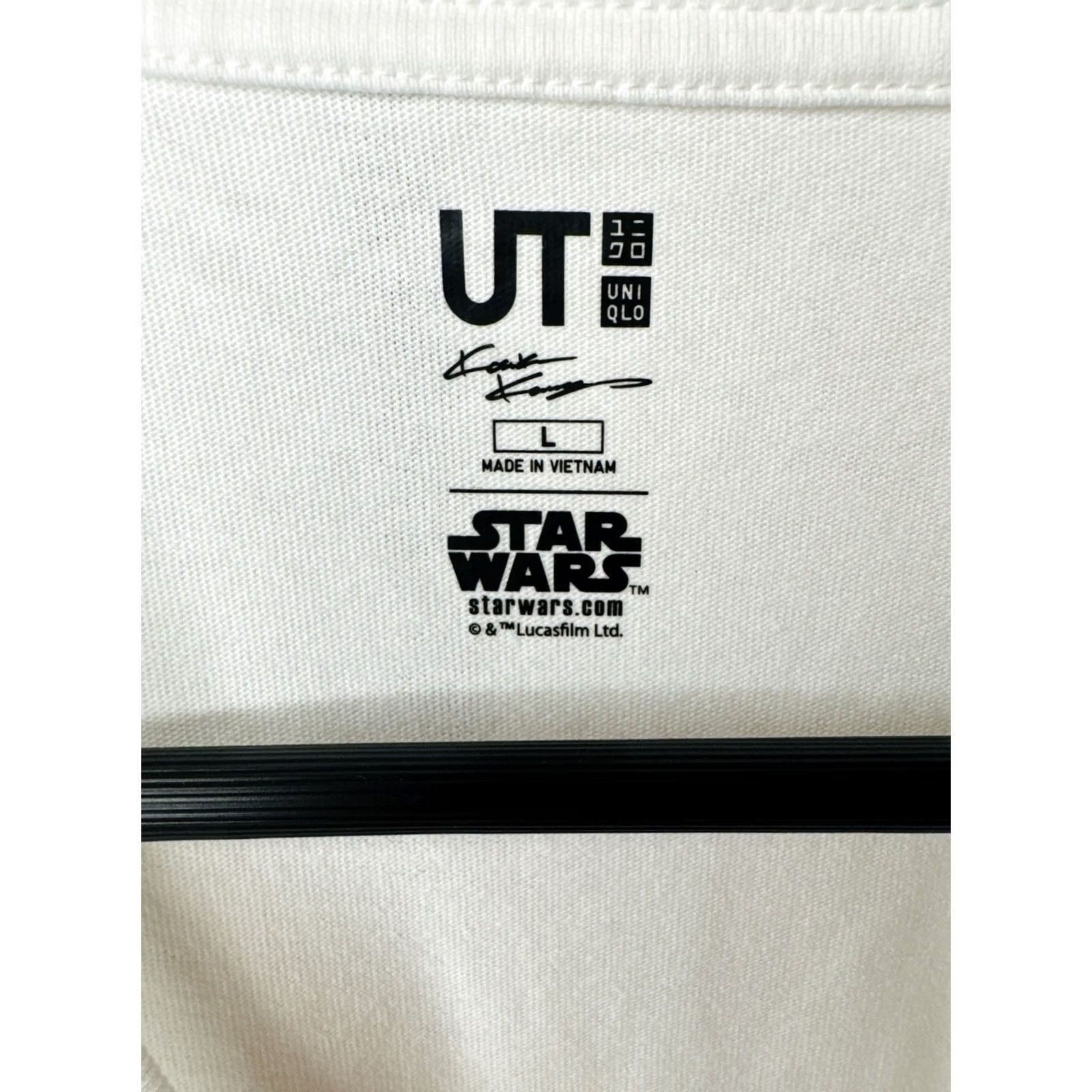 Uniqlo Uniqlo Star Wars The Empire Strikes Back Poster T Shirt Mens L White Cotton Crew Neck Short Sleeve Unisex Adults Size US L / EU 52-54 / 3 - 5 Thumbnail