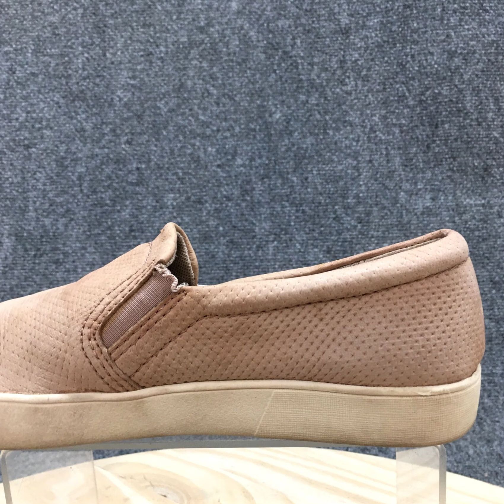 Naturalizer Naturalizer Sneakers Womens 8M Beige Marianne Slip On Perforated Leather Casual Size US 8 / IT 38 - 5 Thumbnail