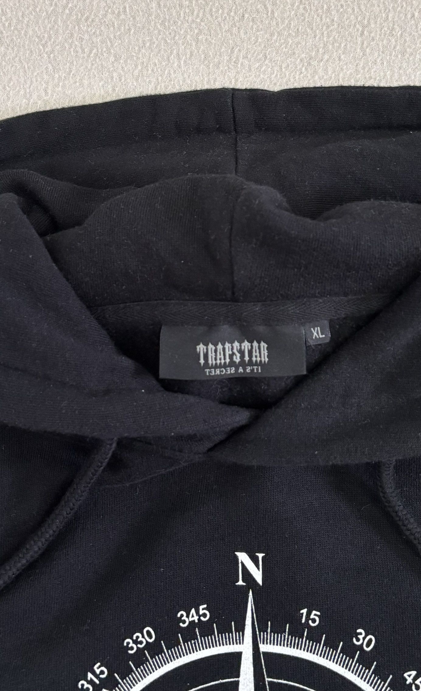 Trapstar London Trapstar Compass Black Hoodie Size XL Size US XL / EU 56 / 4 - 10 Thumbnail