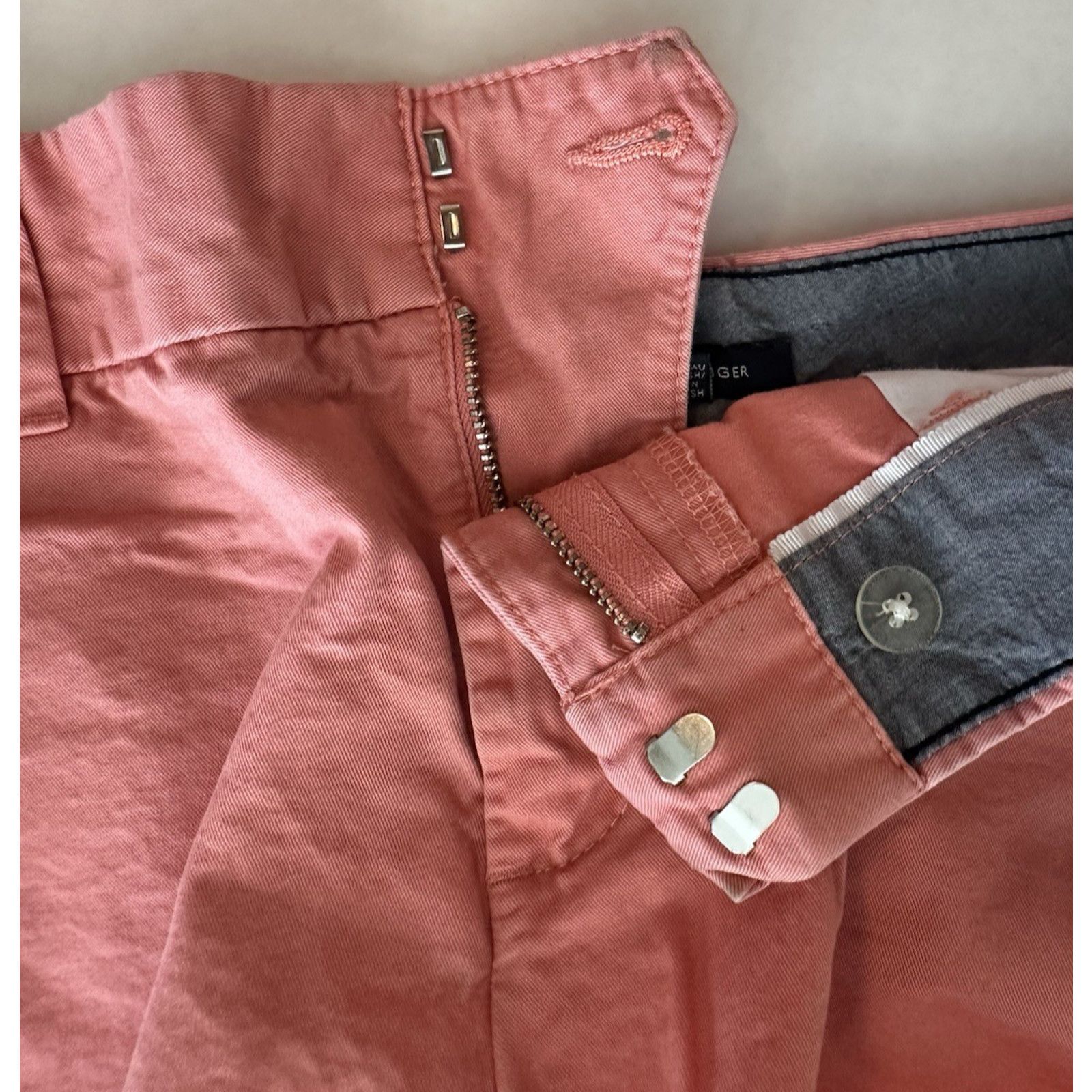 Tommy Hilfiger Tommy Hilfiger Women's Chino Shorts Coral Pink sz 6, Cotton Size 28" / US 6 / IT 42 - 5 Thumbnail