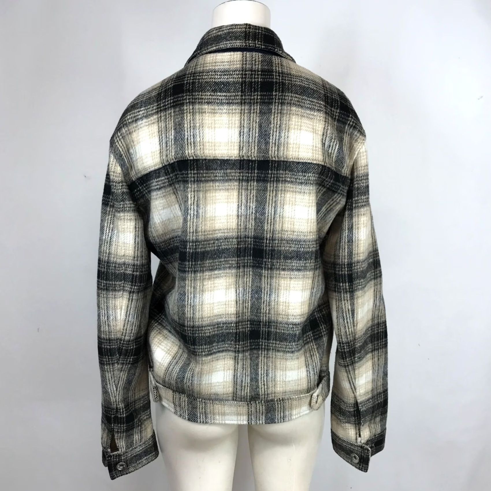 Zara ZARA WOMENS SMALL SHIRT JACKET SHACKET FLANEL BUTTON UP CROP PLAID Size S / US 4 / IT 40 - 5 Thumbnail