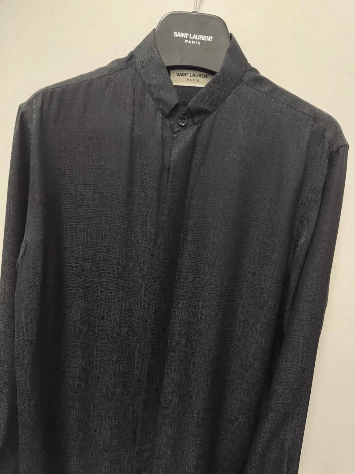 Saint Laurent Paris Sz 37 Saint Laurent Paris 17AW Pattern Silk Shirt-2508 Size US M / EU 48-50 / 2 - 3 Thumbnail