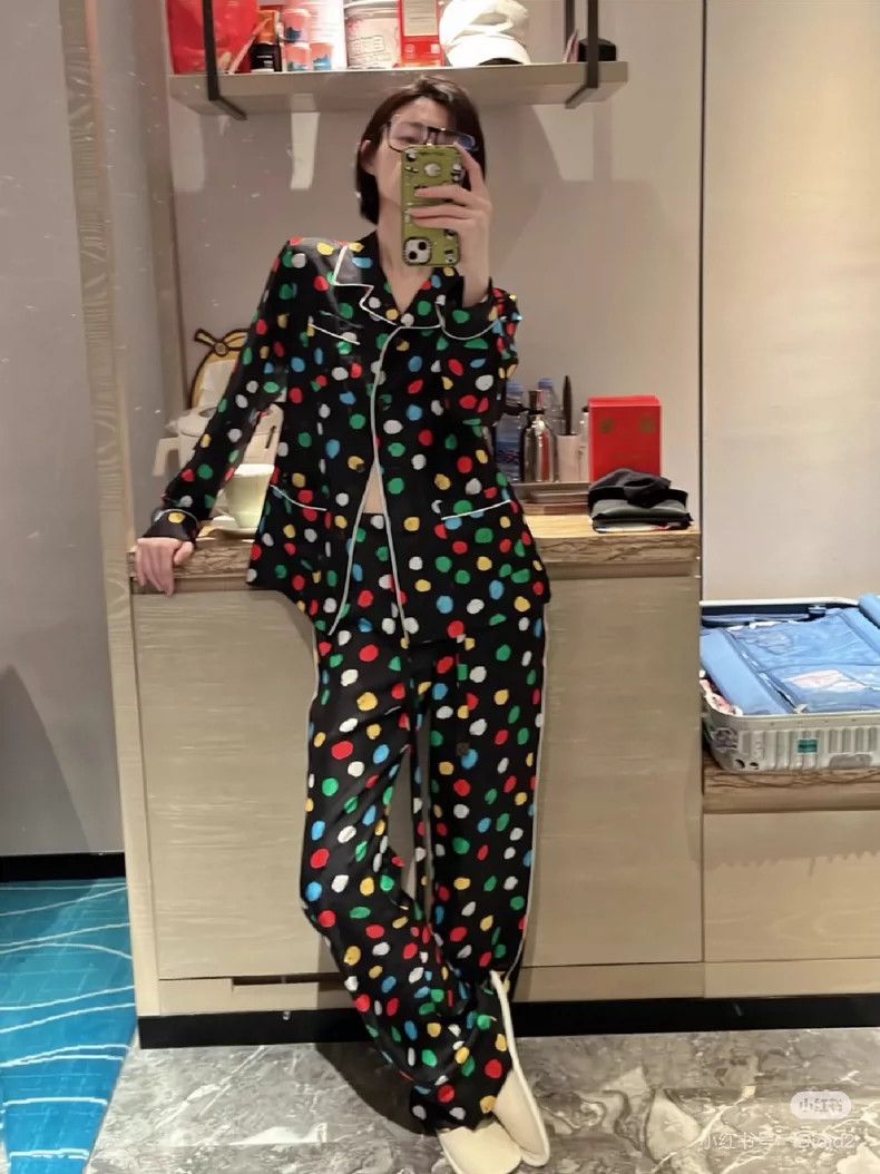 Louis Vuitton LOUIS VUITTON Yayoi Kusama co-branded colored polka-dot dar Size XS / US 0-2 / IT 36-38 - 3 Thumbnail