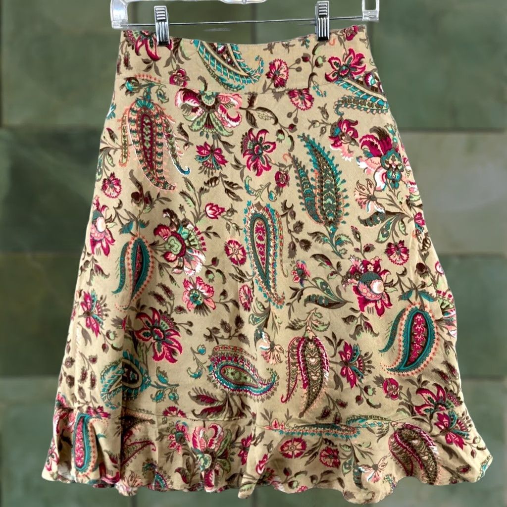 Vintage East 5th Skirt 2P Petite Tan Paisley Ruffle Hem - Knee Length, Linen Blend, Zip, Machine Washable, Lightweight, Lined, 90s Boho Style Womens Size 26" / US 2 / IT 38 - 1 Thumbnail