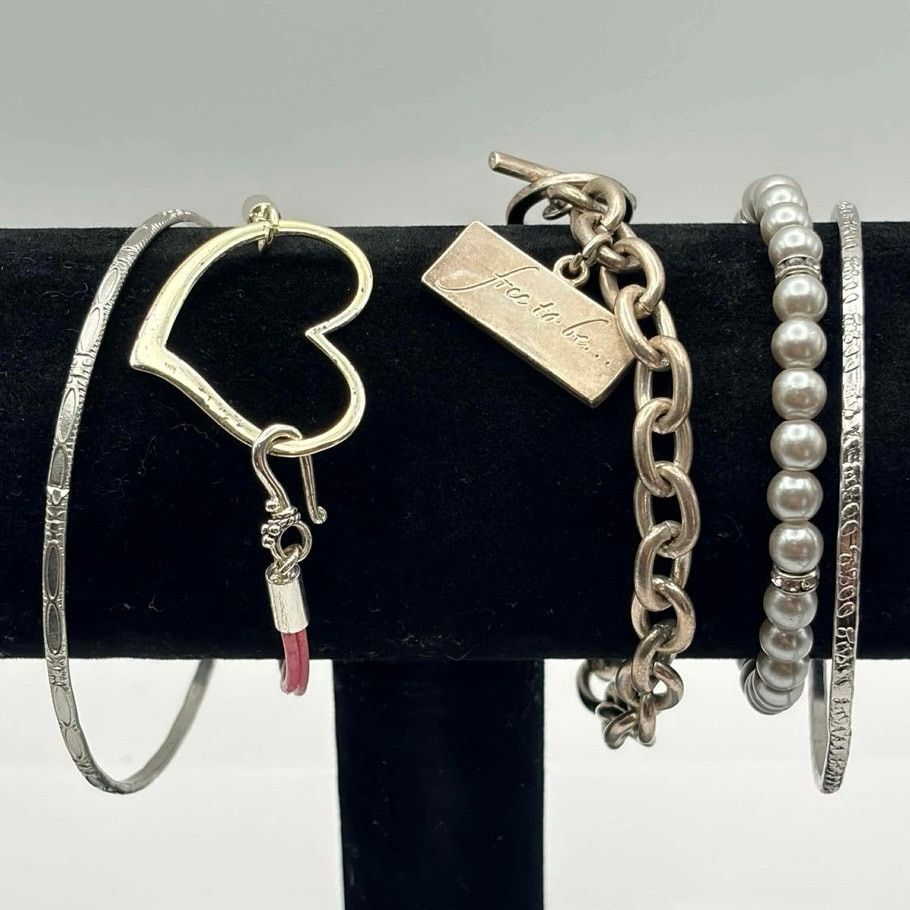 Other Pink & Silver Heart Bracelet Bundle Size ONE SIZE - 1 Thumbnail