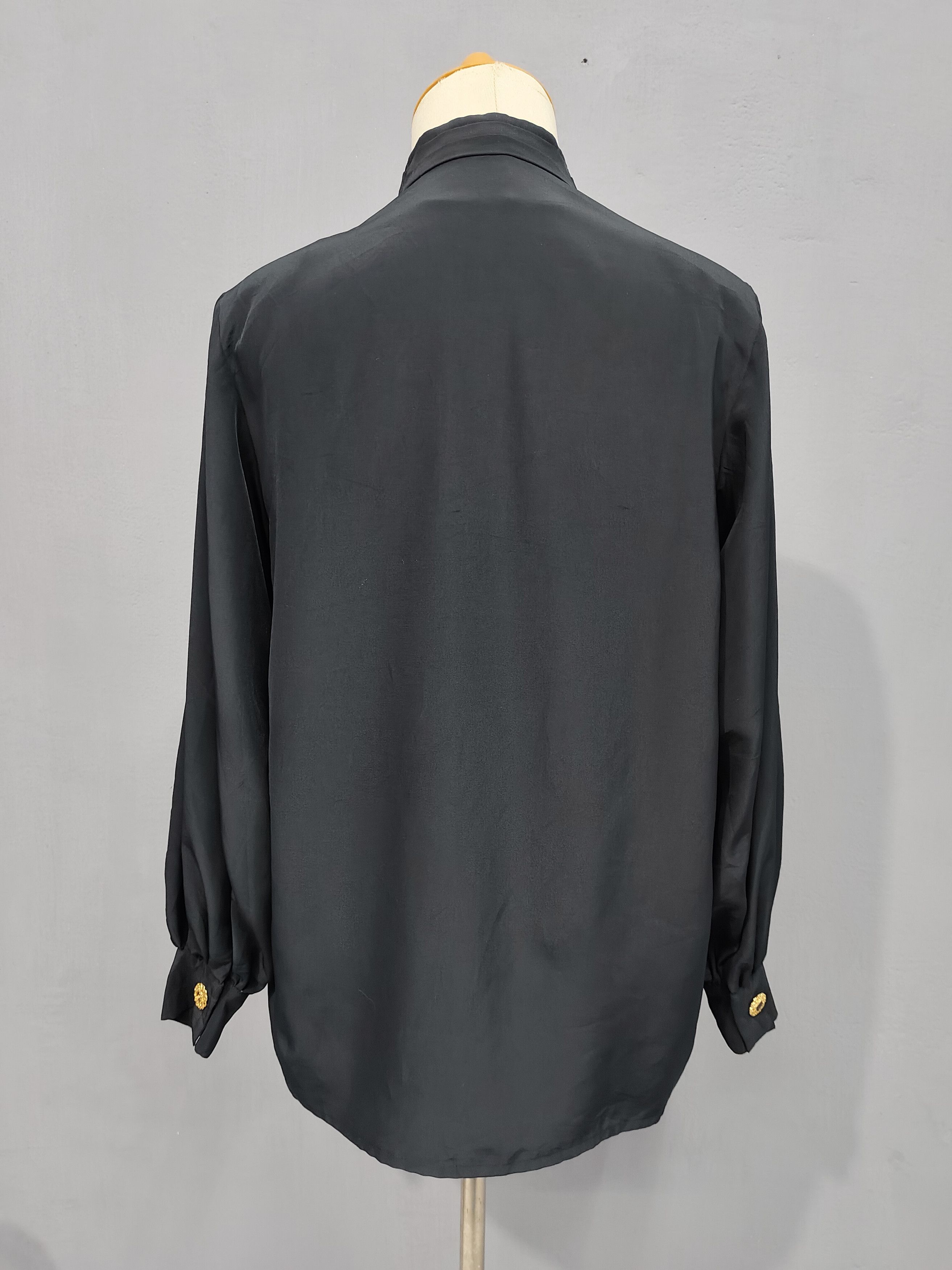 Yves Saint Laurent 80s YSL- Elegant Dark Academia Goth Minimalist Draped Blouse Size L / US 10 / IT 46 - 4 Thumbnail